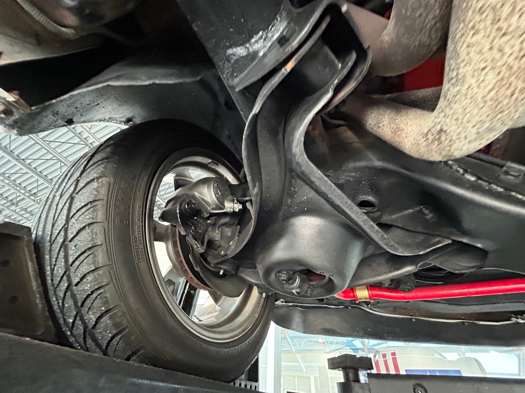 Vehicle photo 47