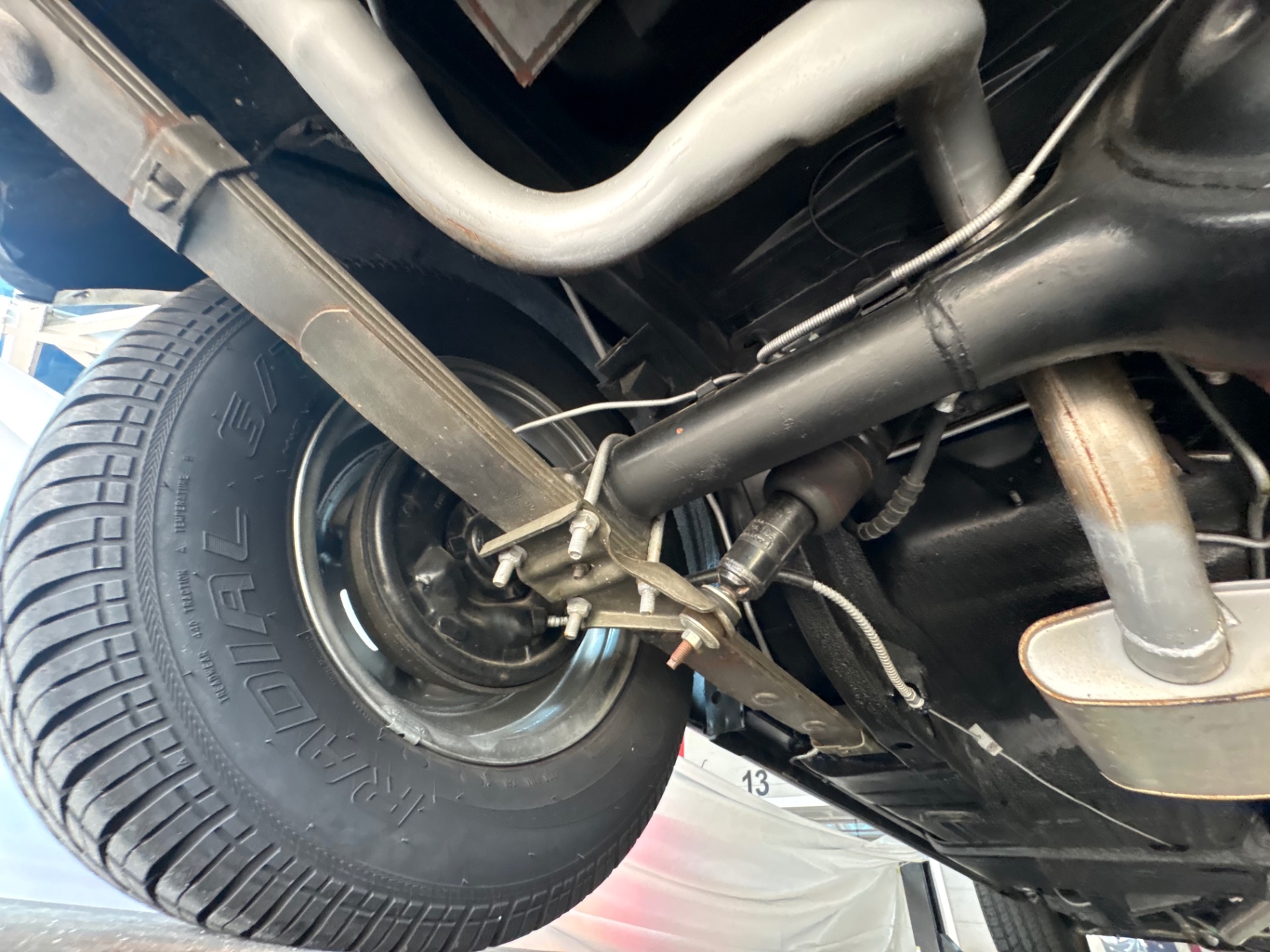 Vehicle photo 50