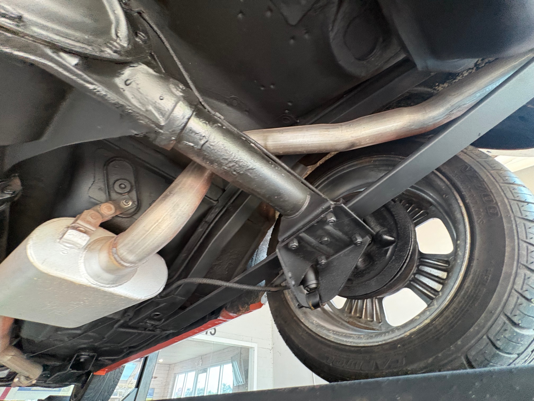 Vehicle photo 47