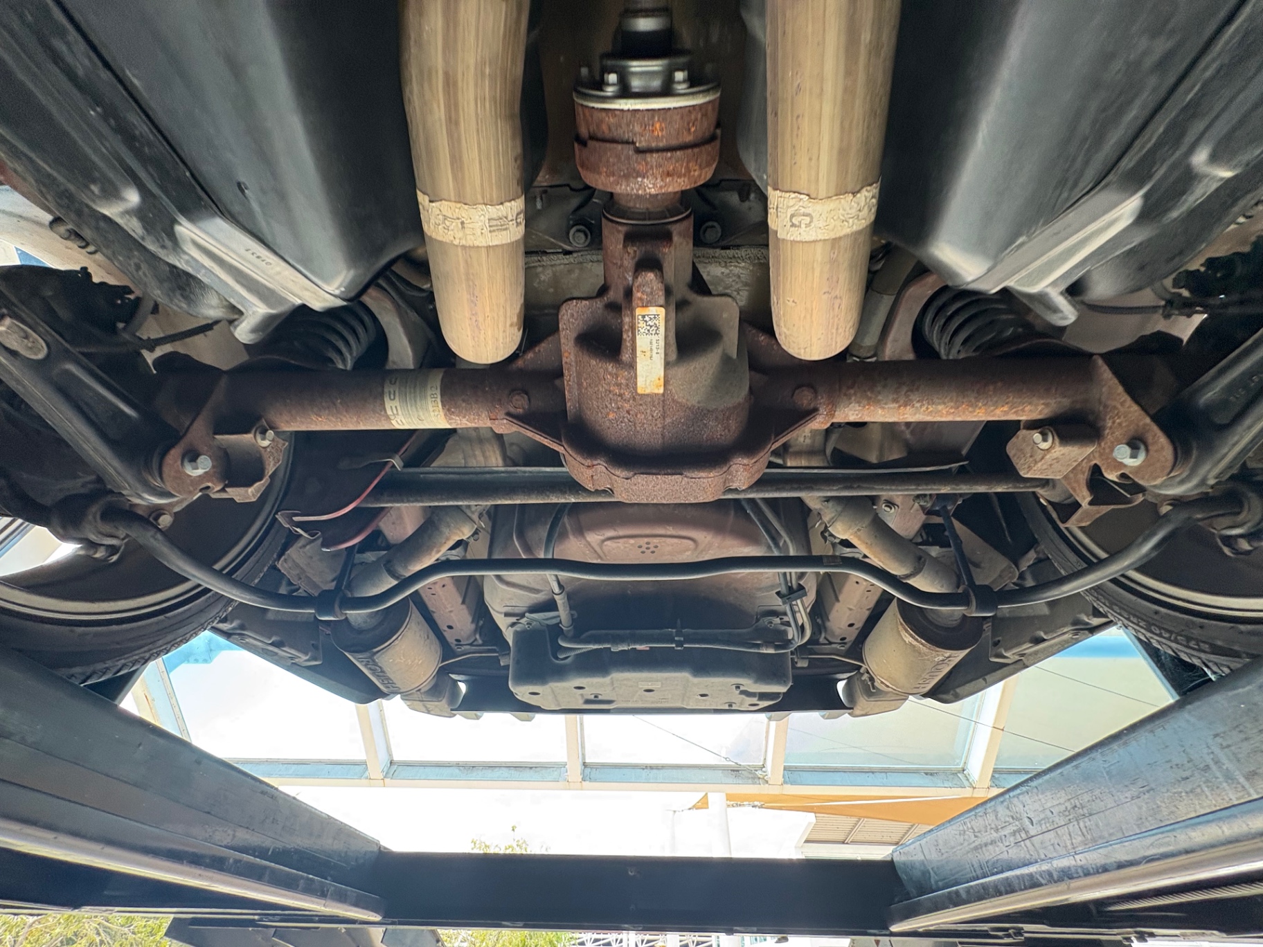 Vehicle photo 57