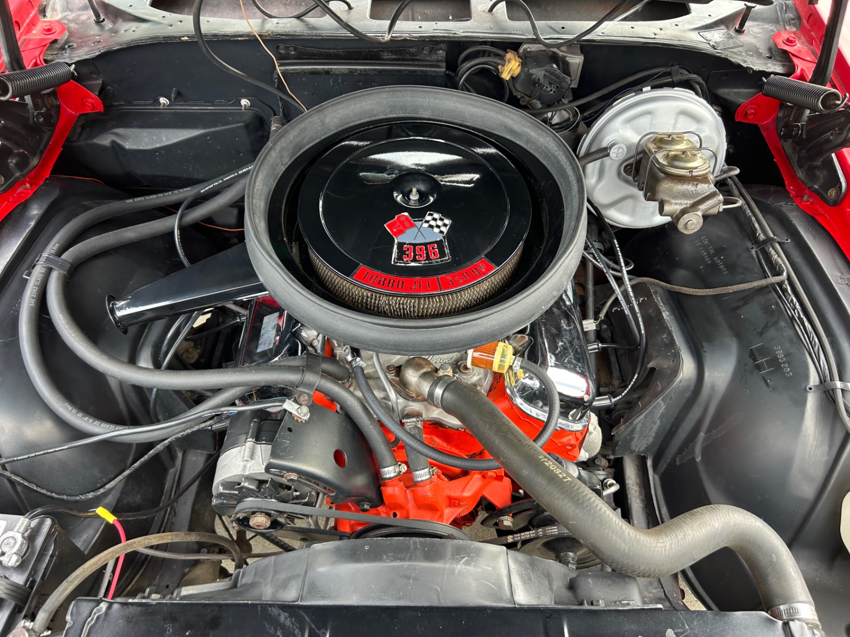 Vehicle photo 24