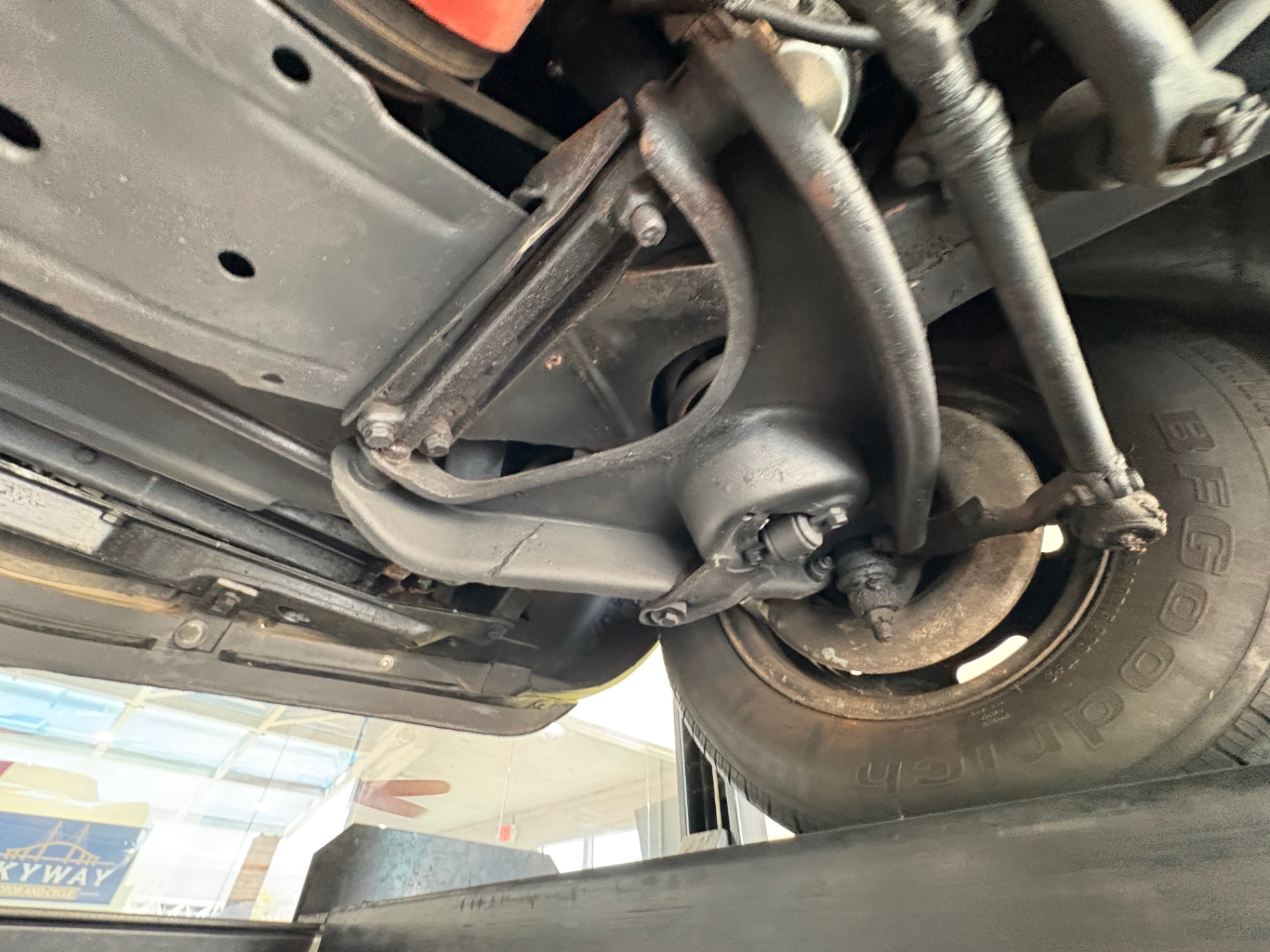 Vehicle photo 47