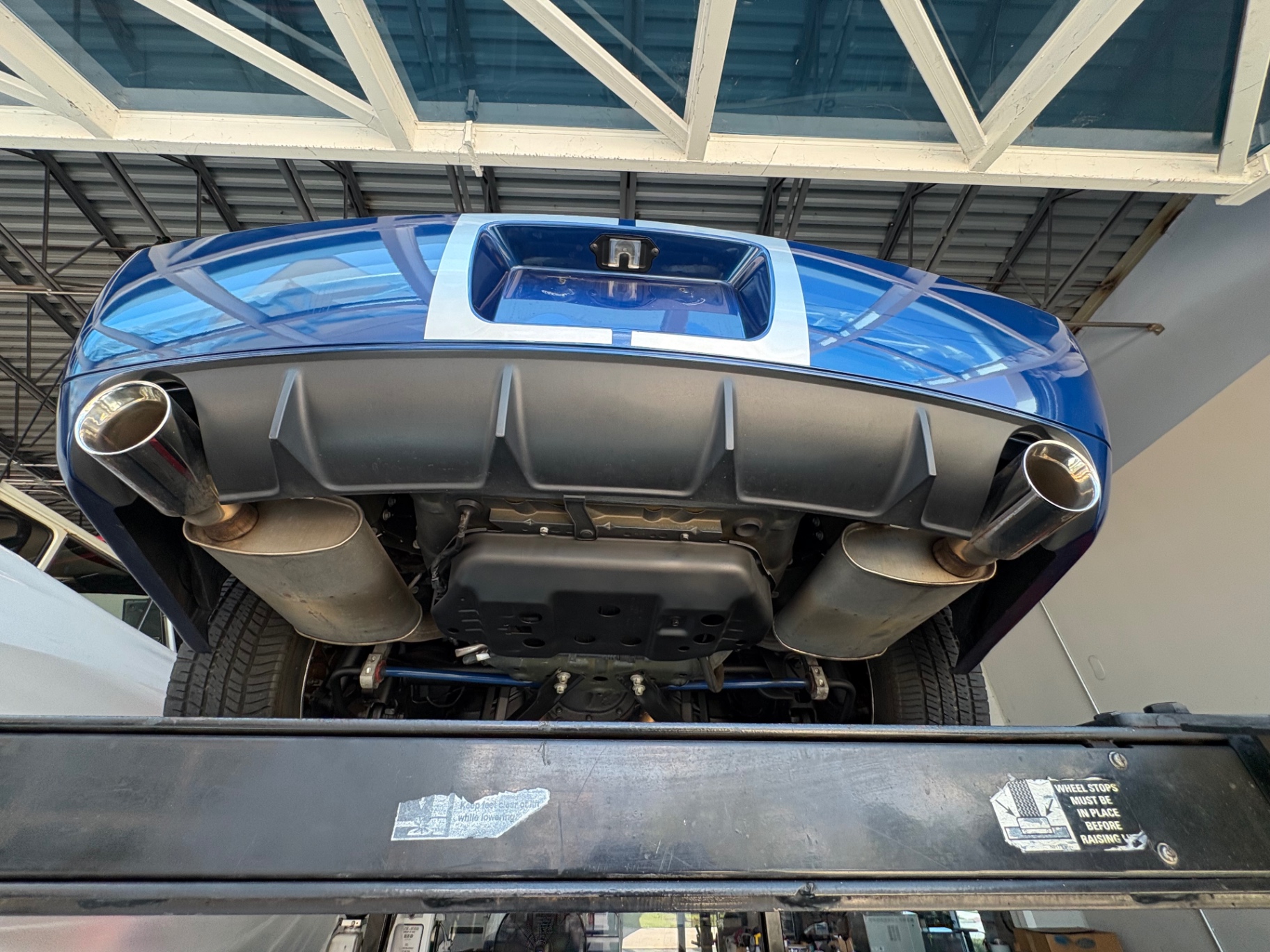 Vehicle photo 51