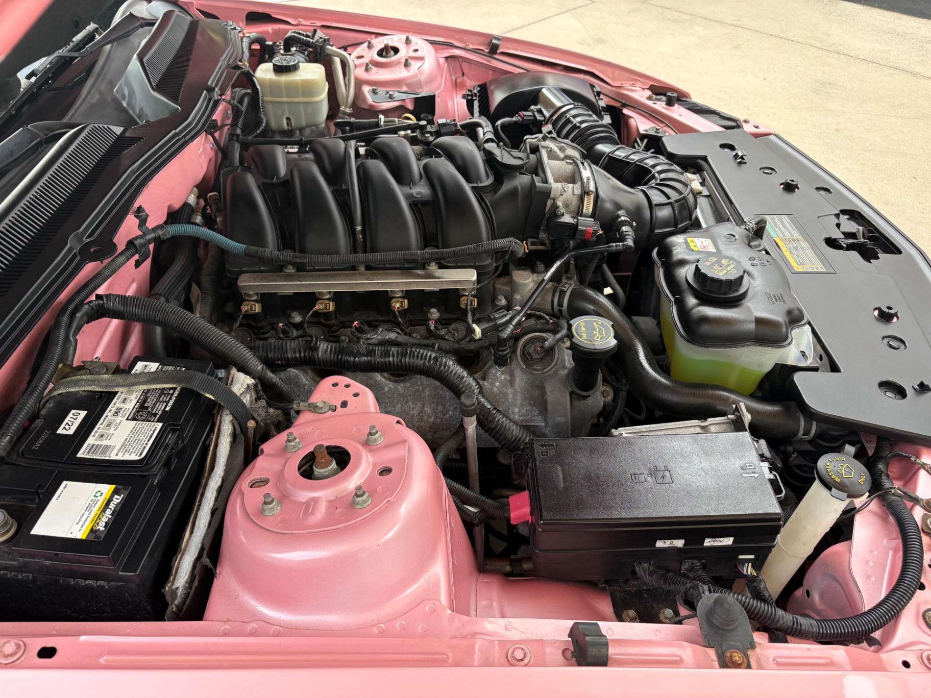 Vehicle photo 32