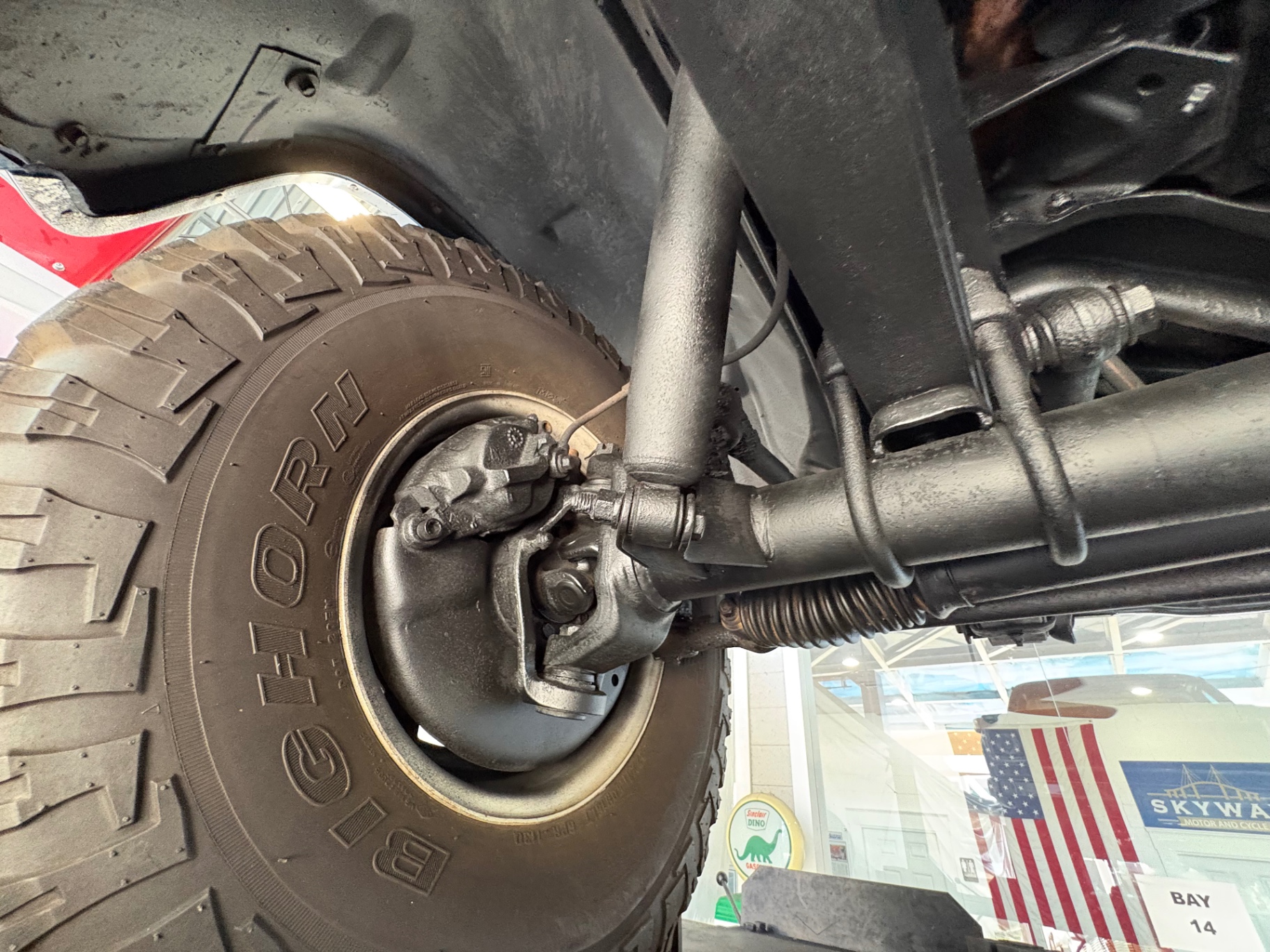 Vehicle photo 49
