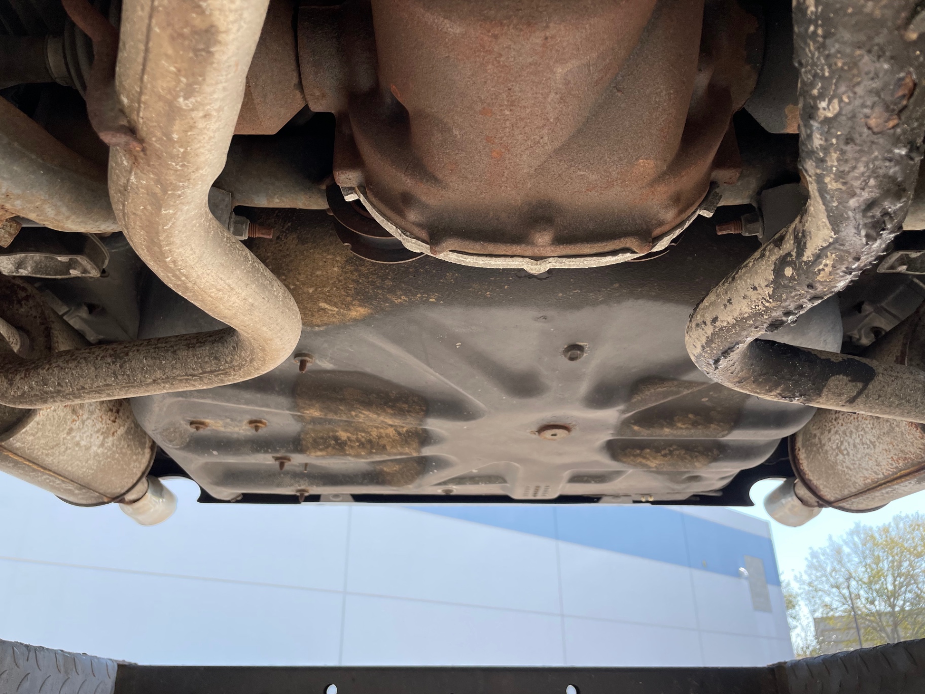 Vehicle photo 52