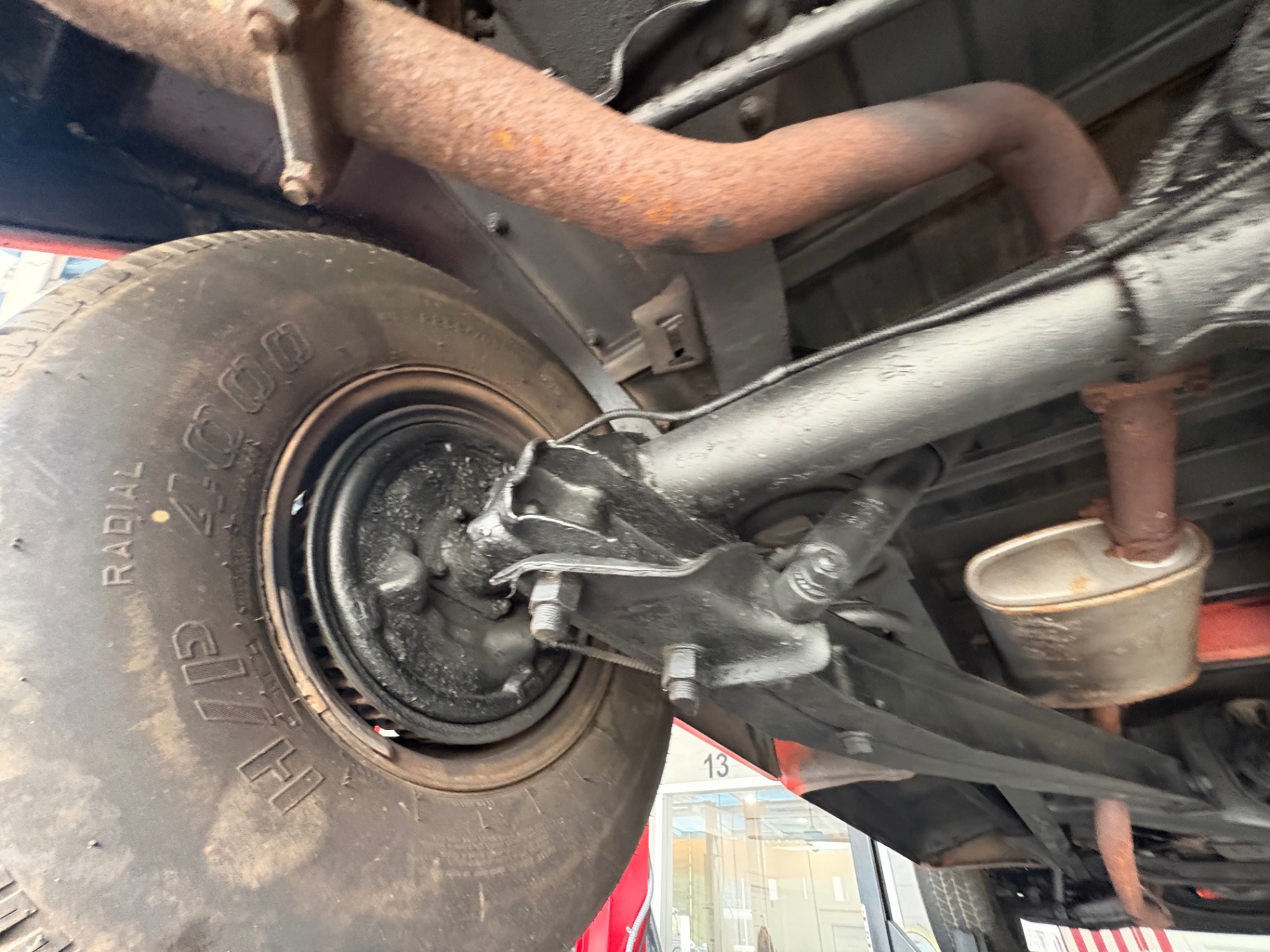 Vehicle photo 45