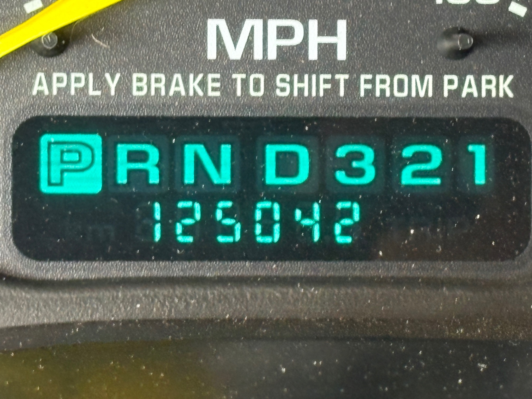 Vehicle photo 23