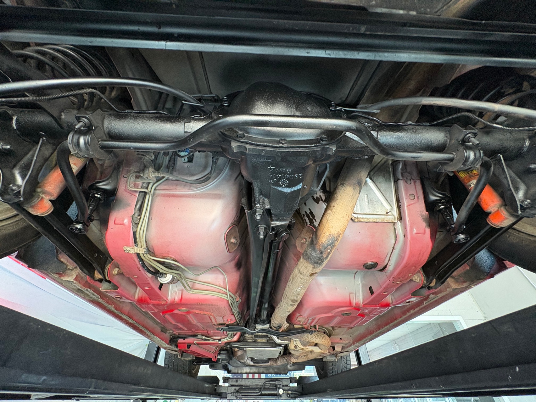 Vehicle photo 44