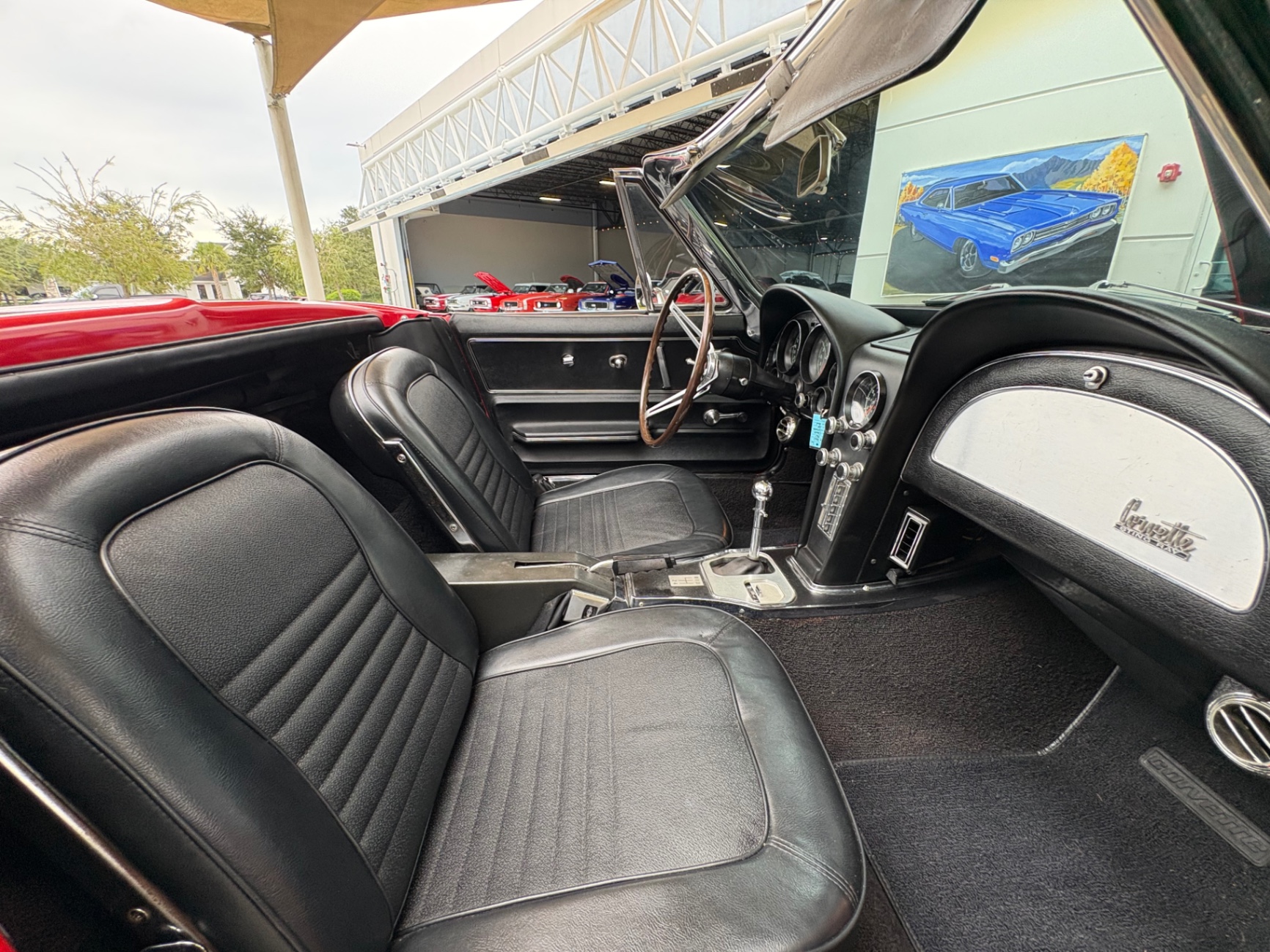 Vehicle photo 47