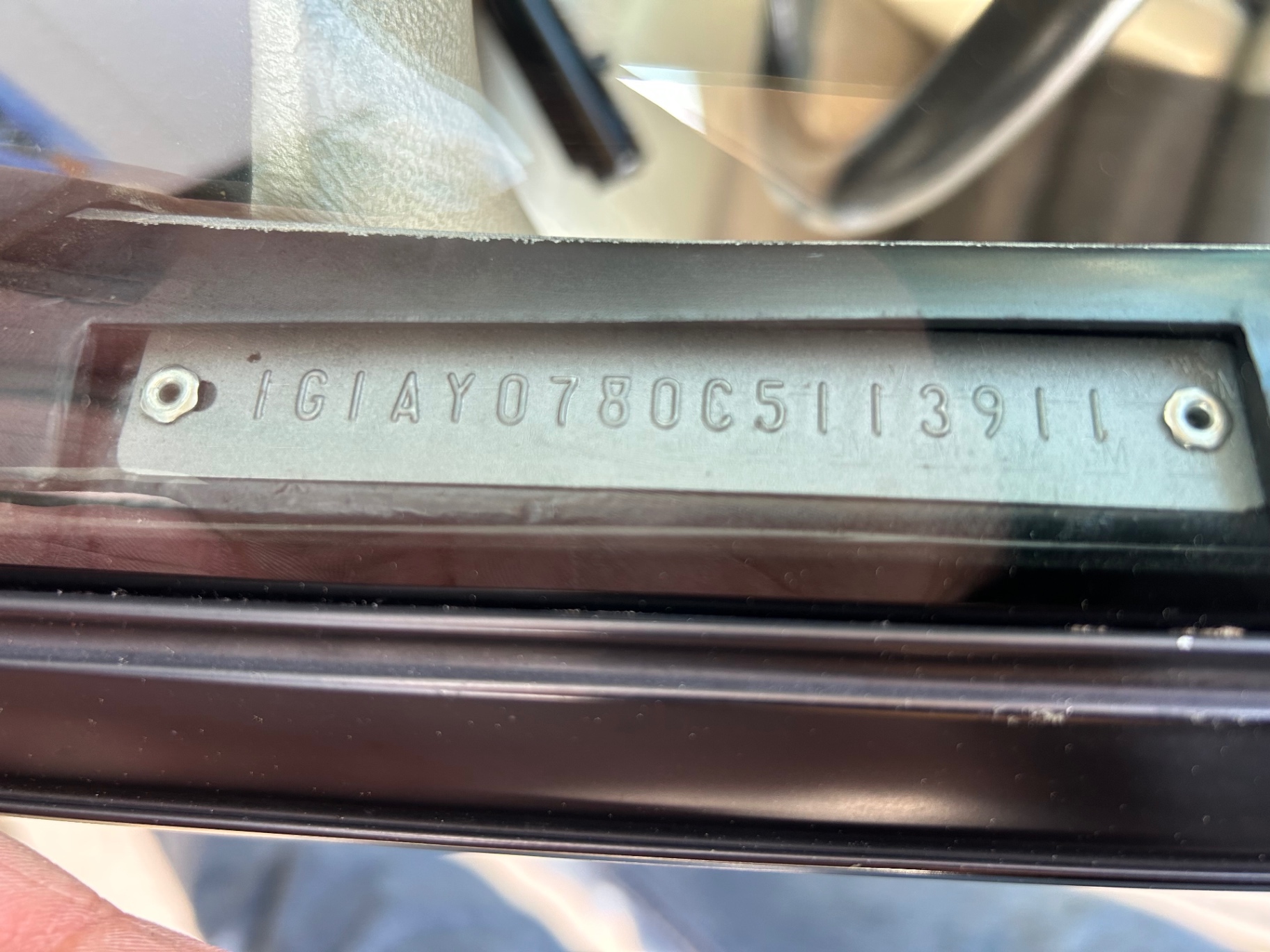 Vehicle photo 24