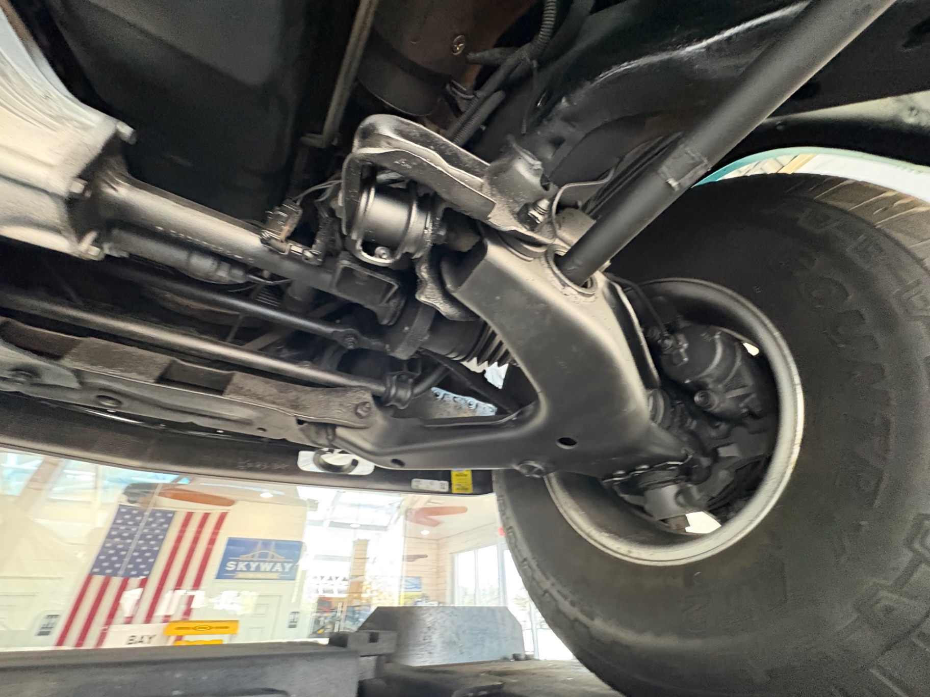 Vehicle photo 50