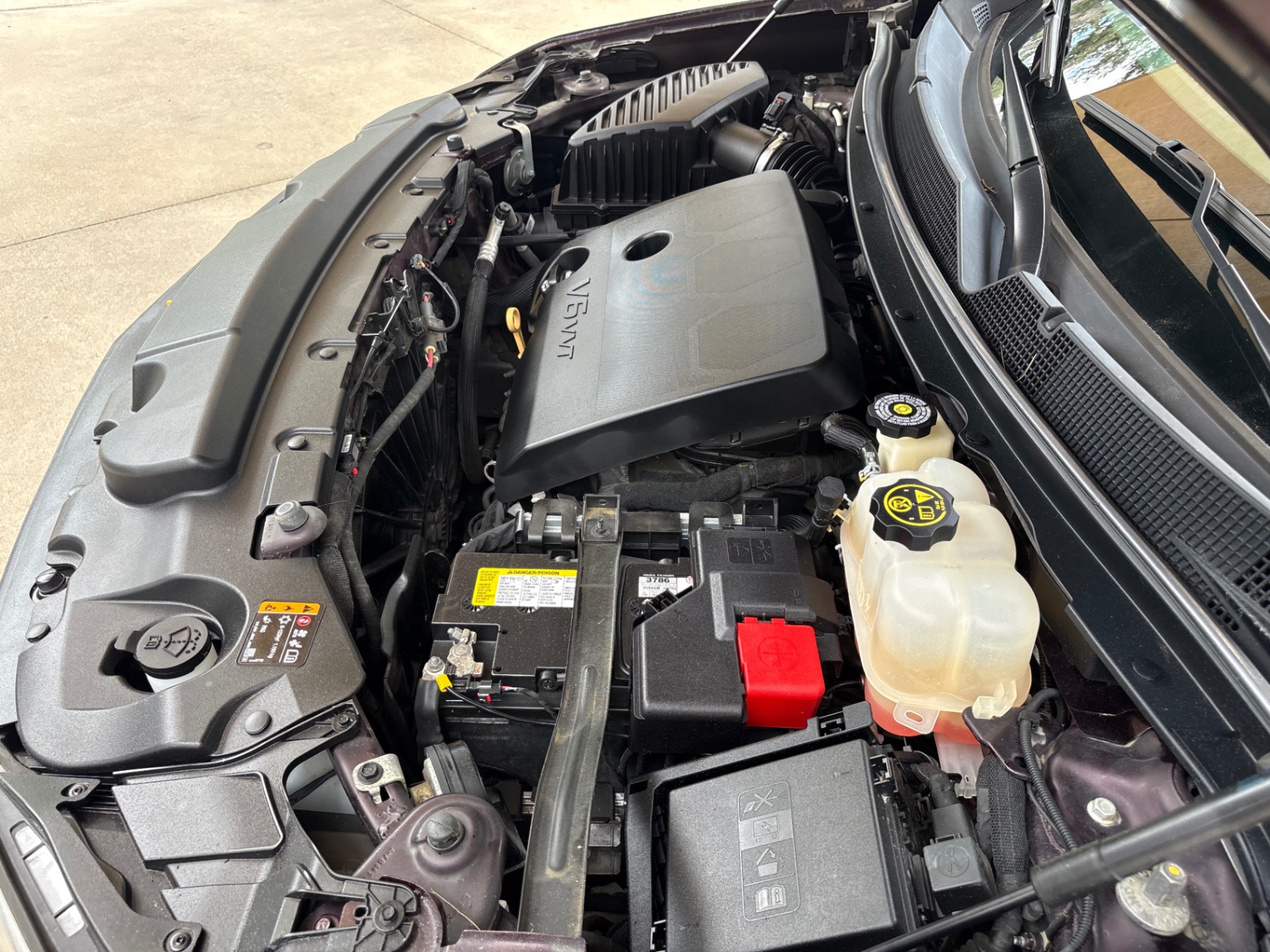 Vehicle photo 29