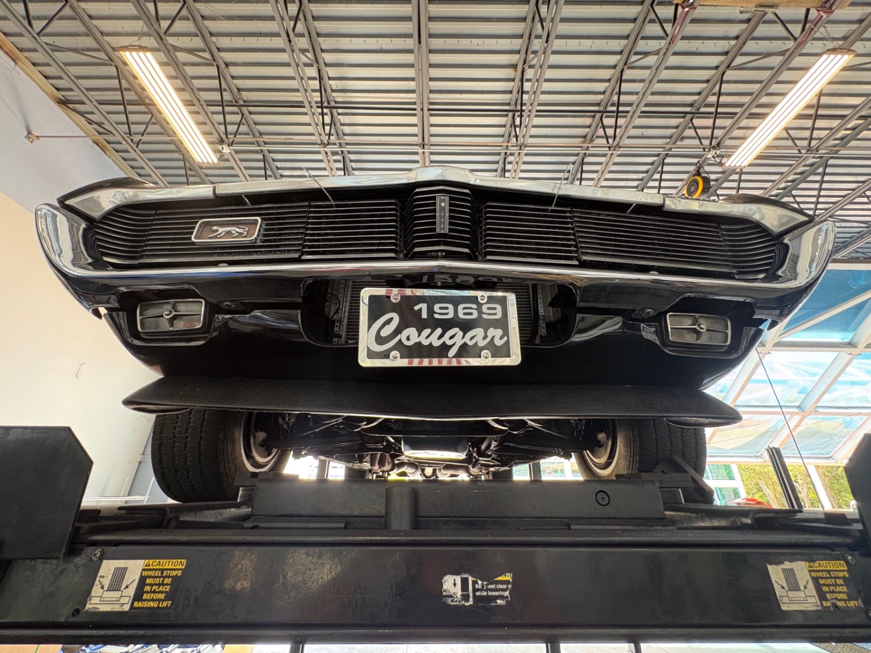Vehicle photo 51