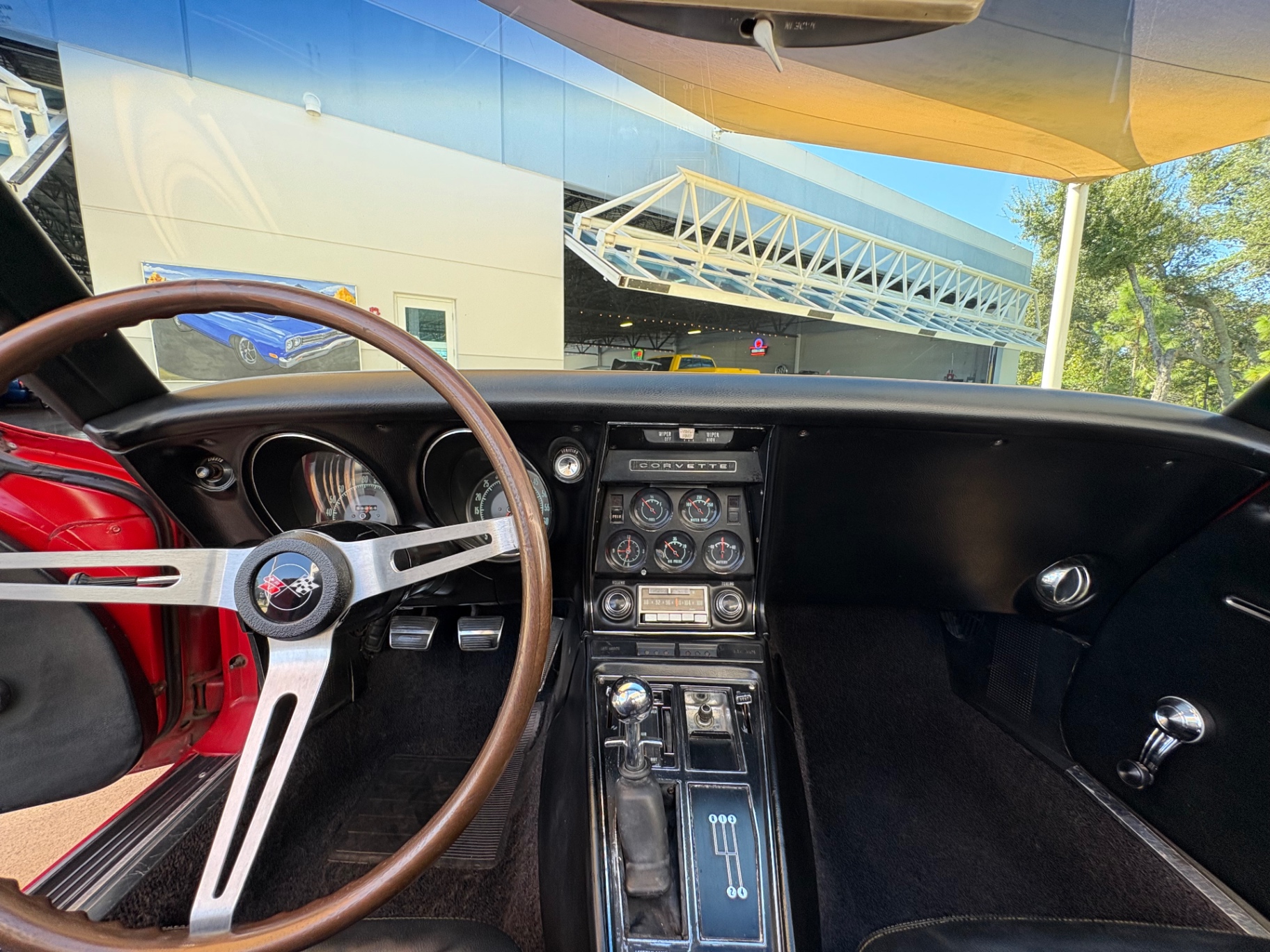 Vehicle photo 42