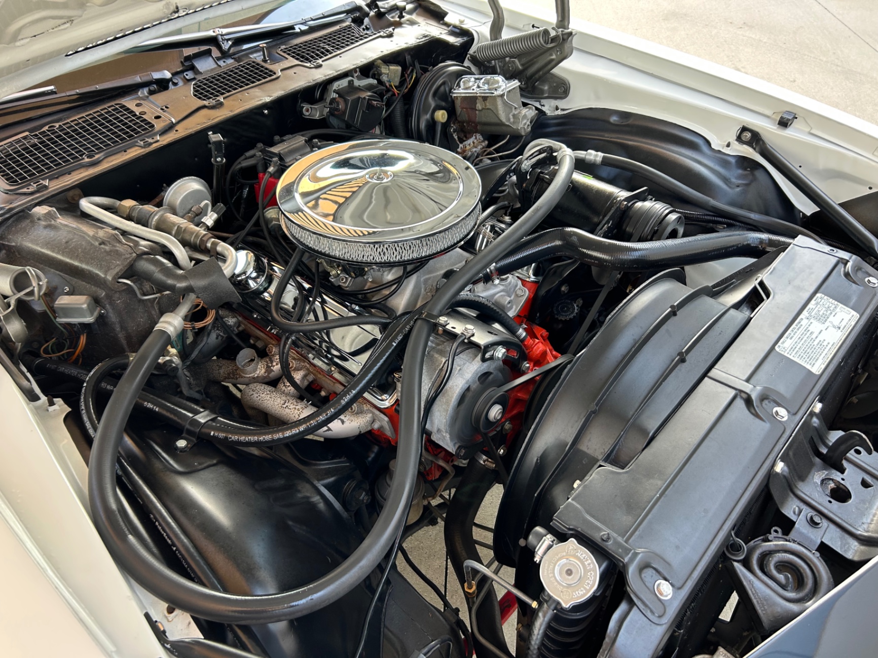 Vehicle photo 25