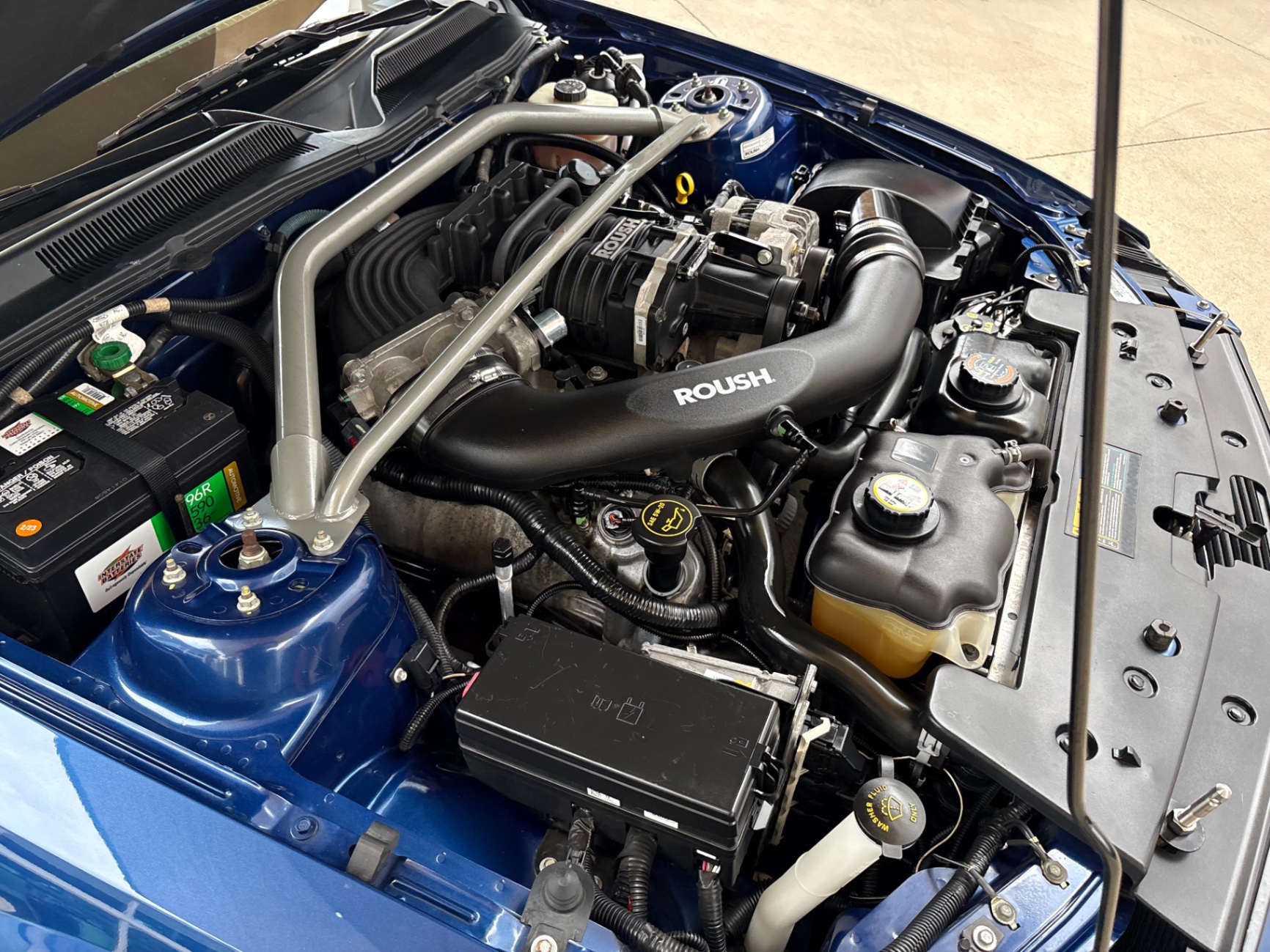 Vehicle photo 35