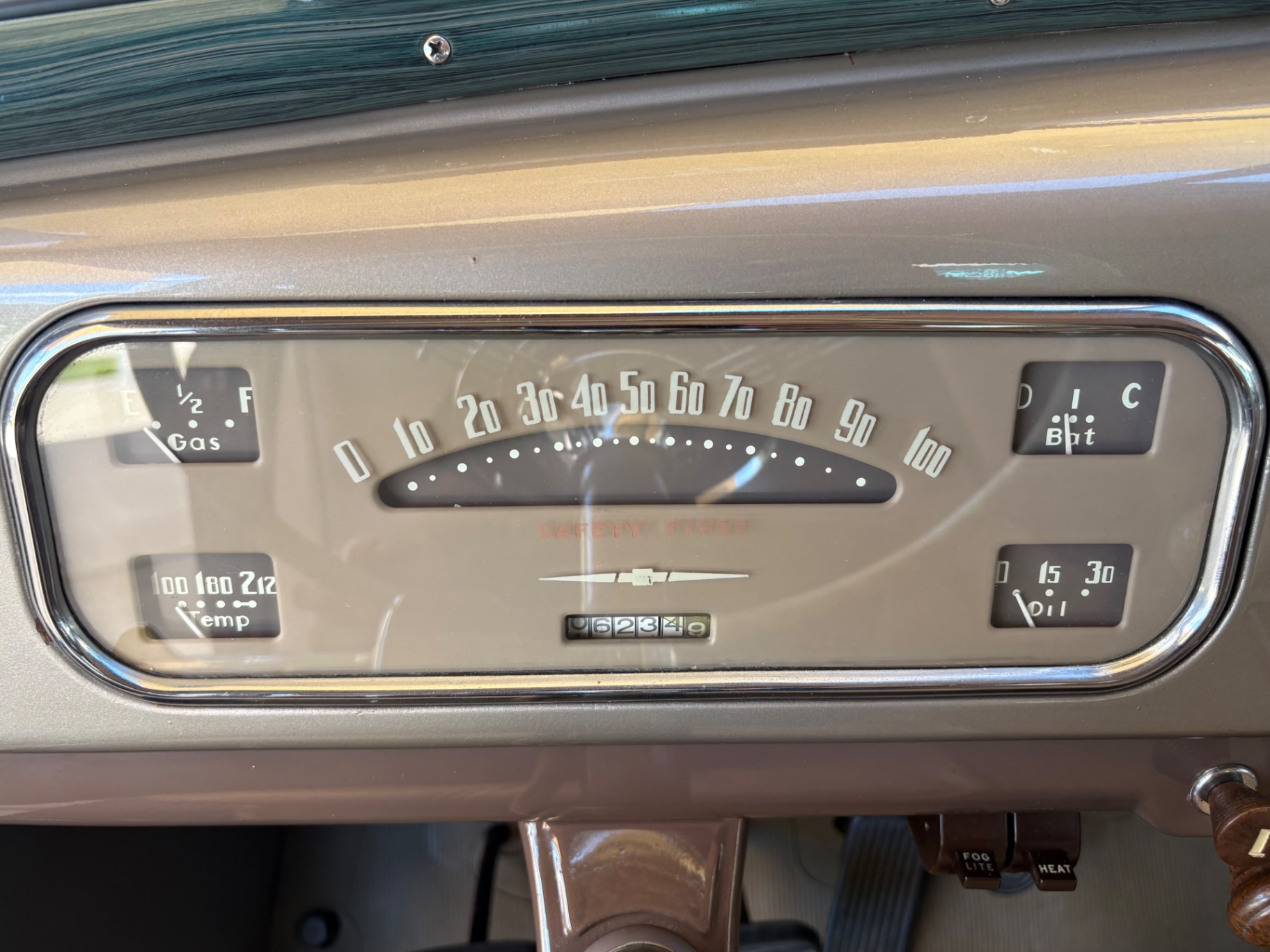 Vehicle photo 31