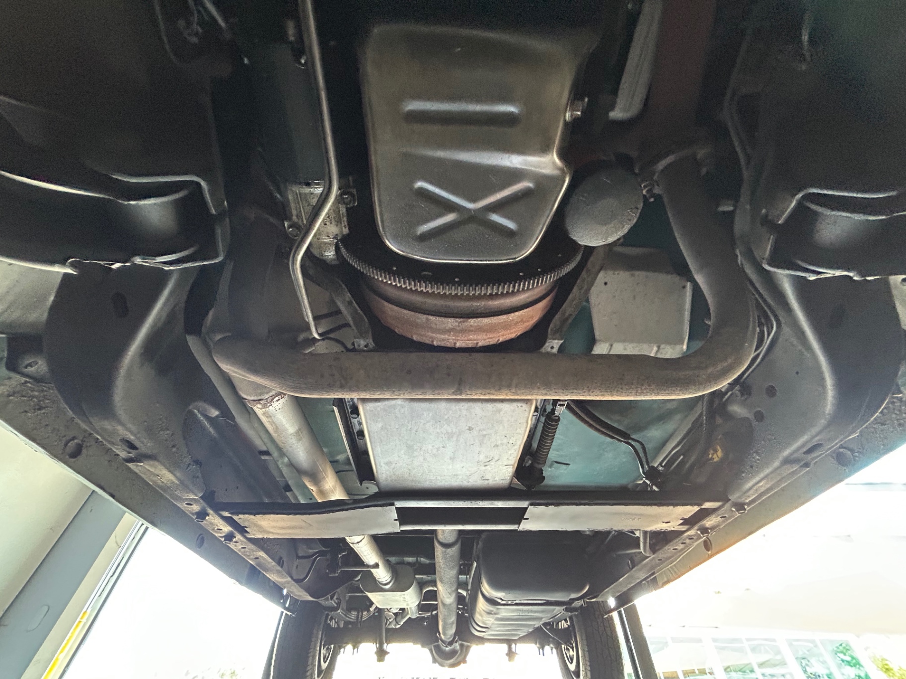 Vehicle photo 47