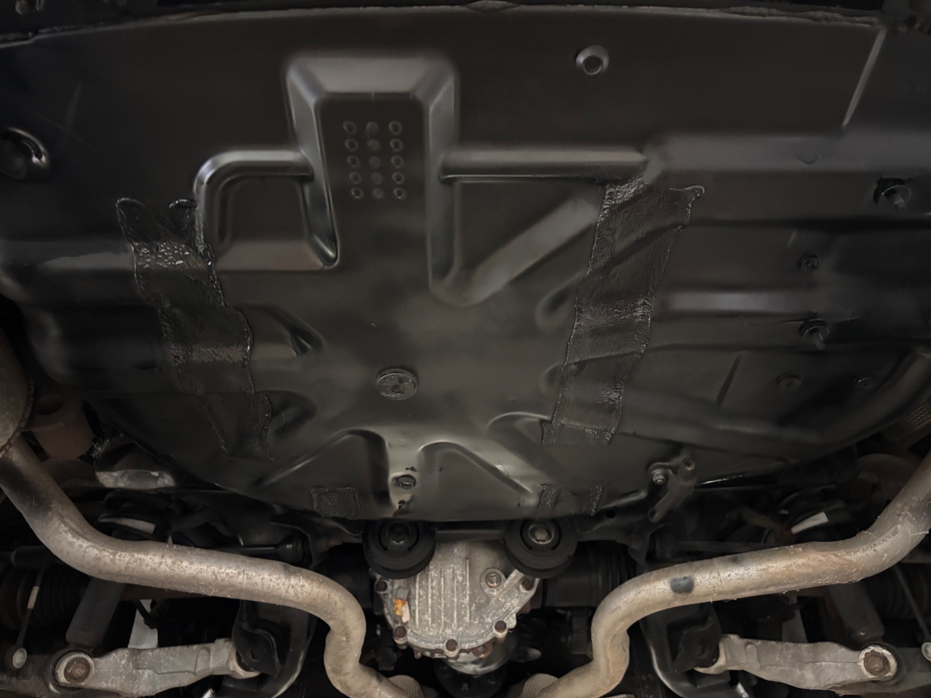 Vehicle photo 32