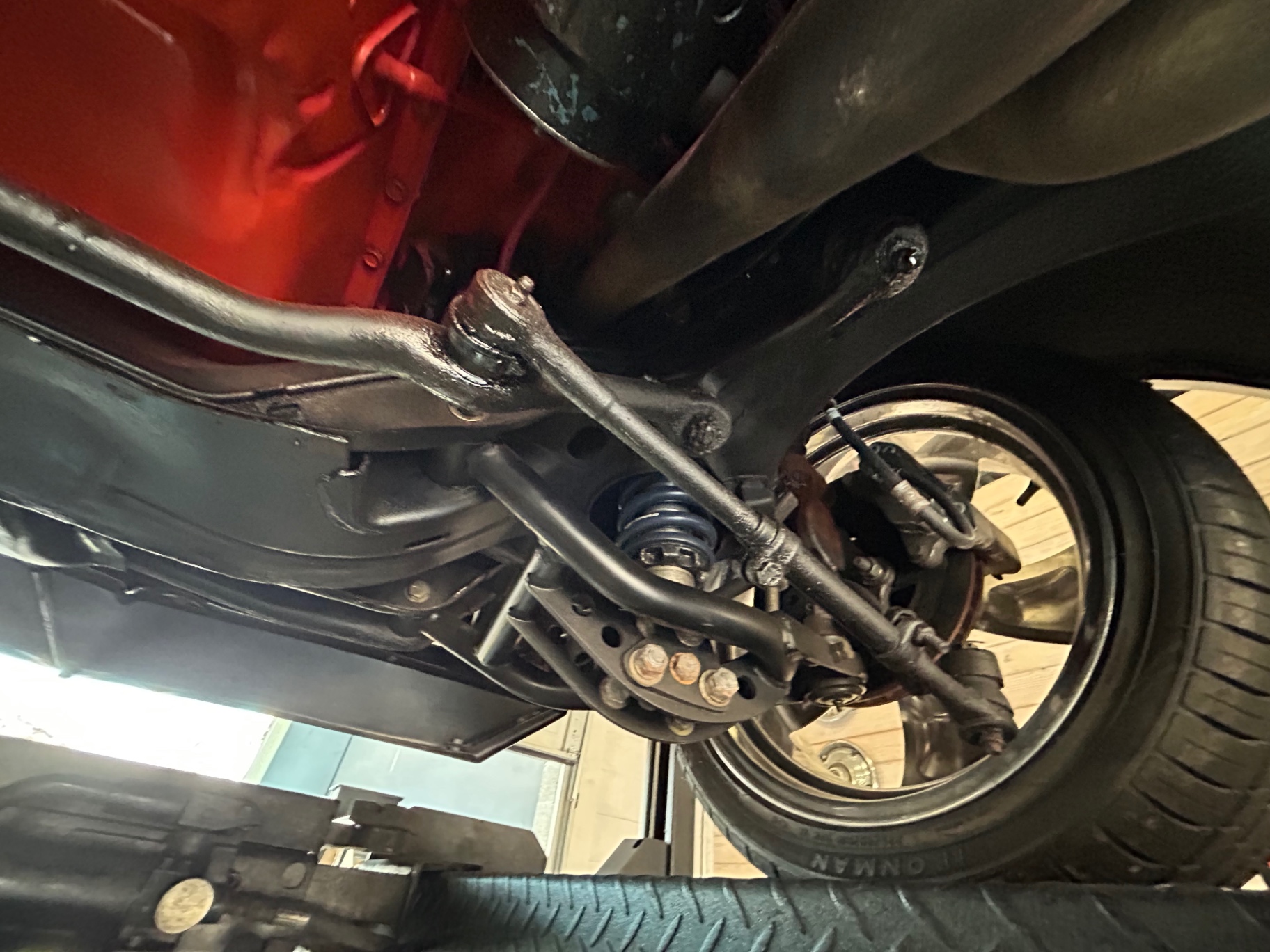 Vehicle photo 54