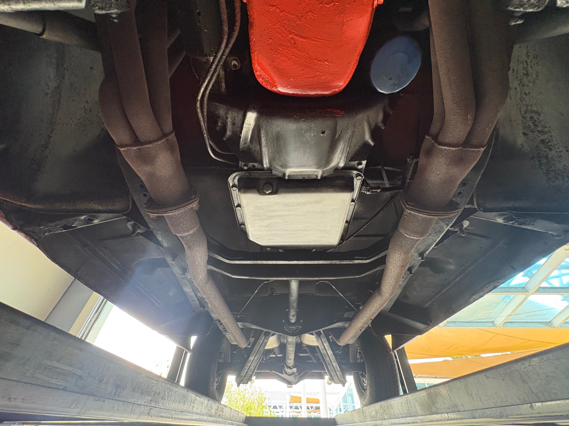 Vehicle photo 54