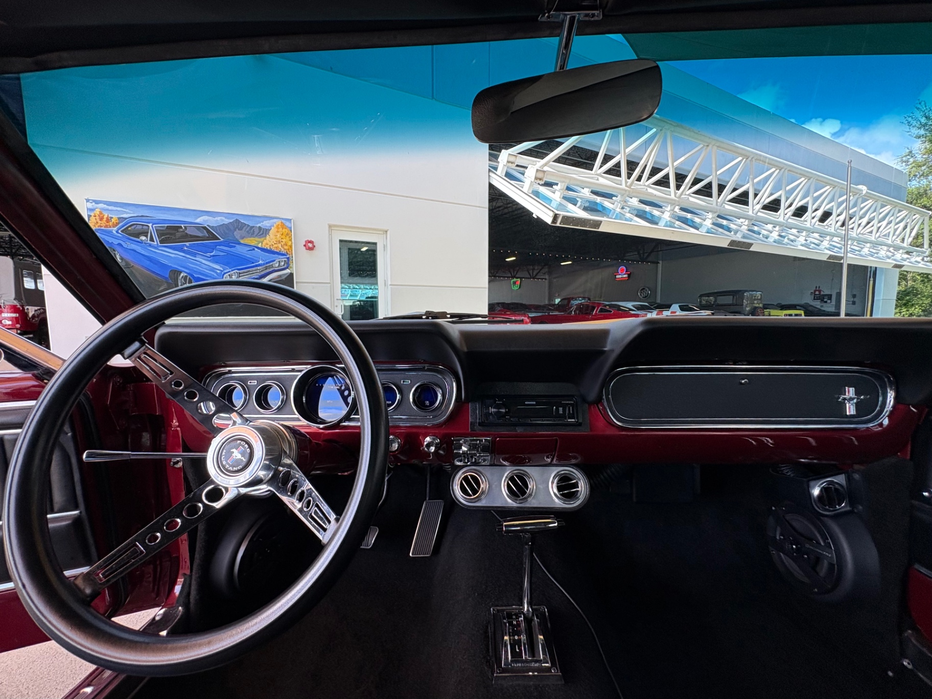 Vehicle photo 34