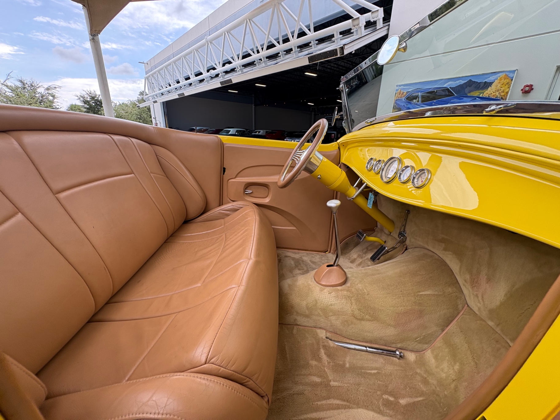 Vehicle photo 41