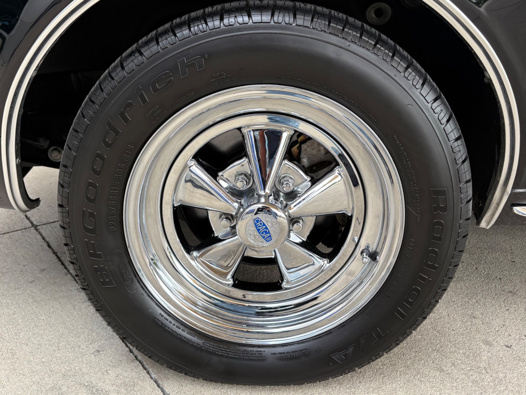 Vehicle photo 21