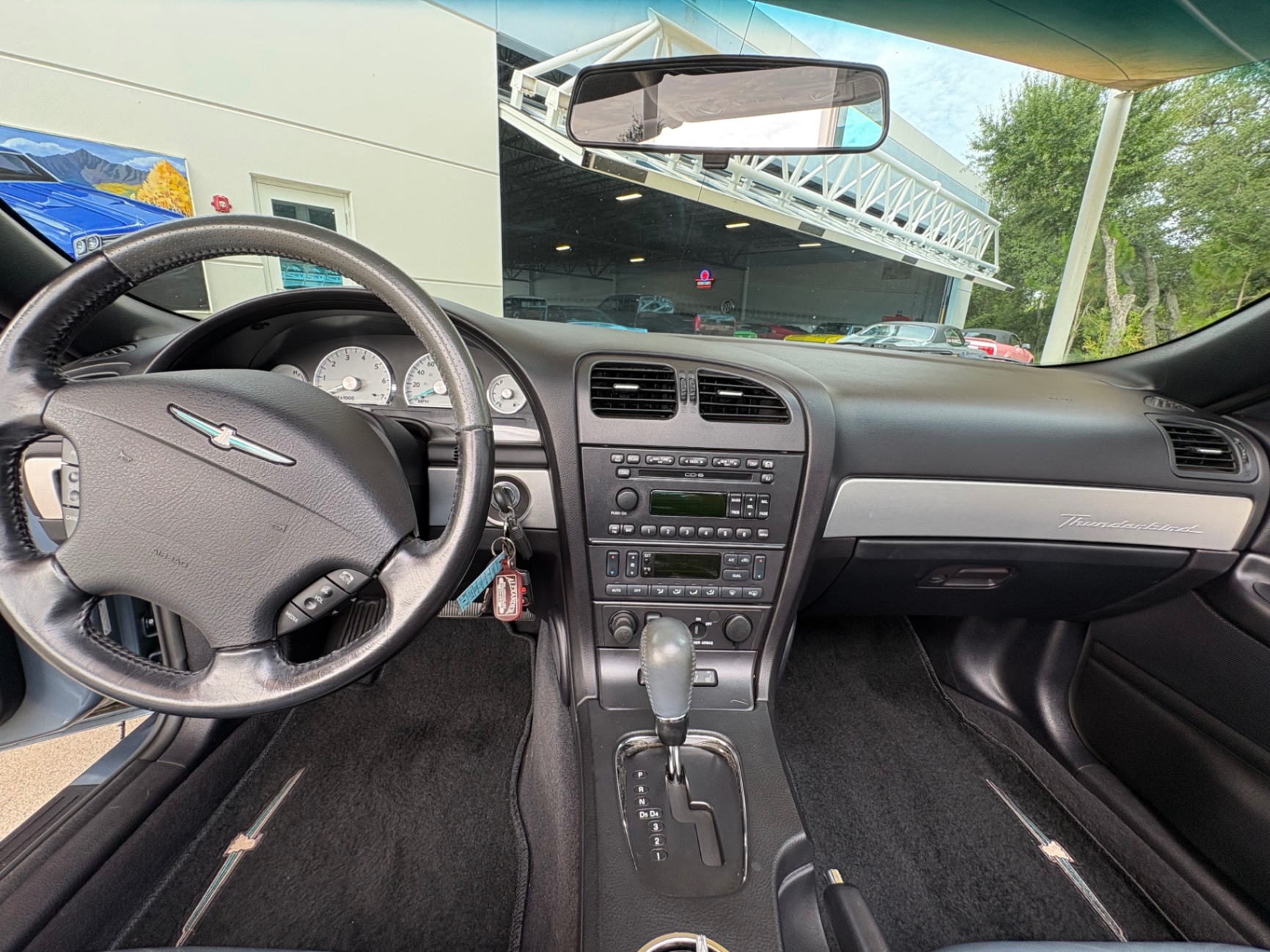 Vehicle photo 43
