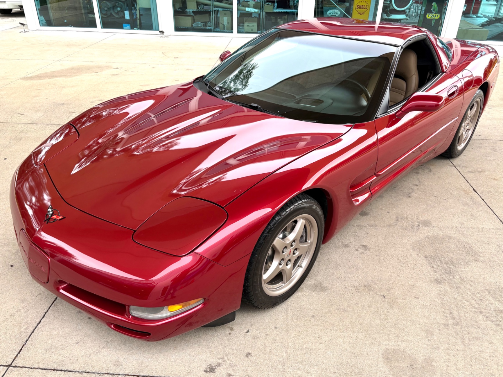 Vehicle photo 21