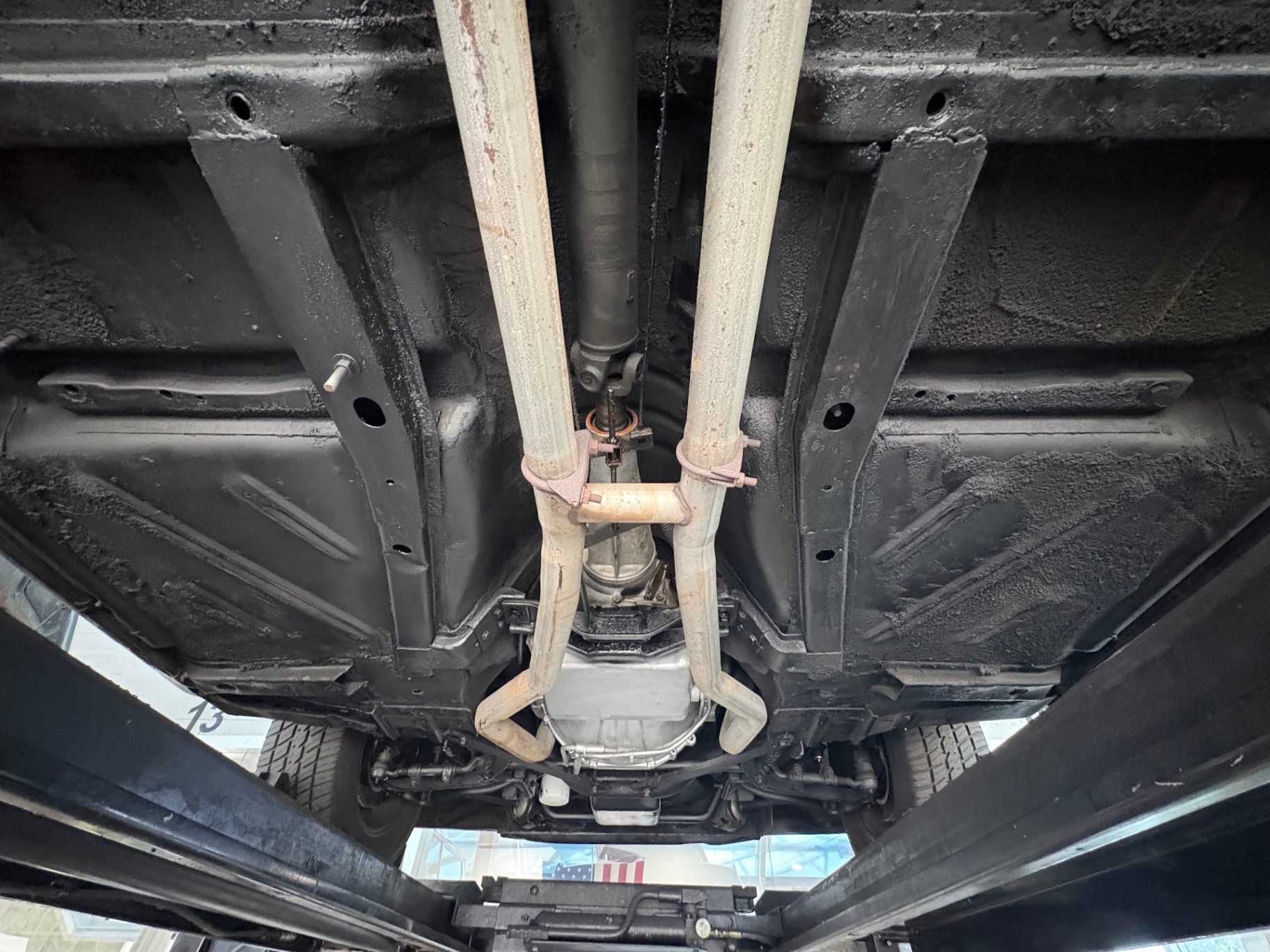 Vehicle photo 49