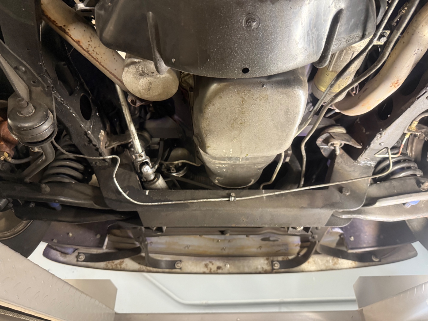 Vehicle photo 48