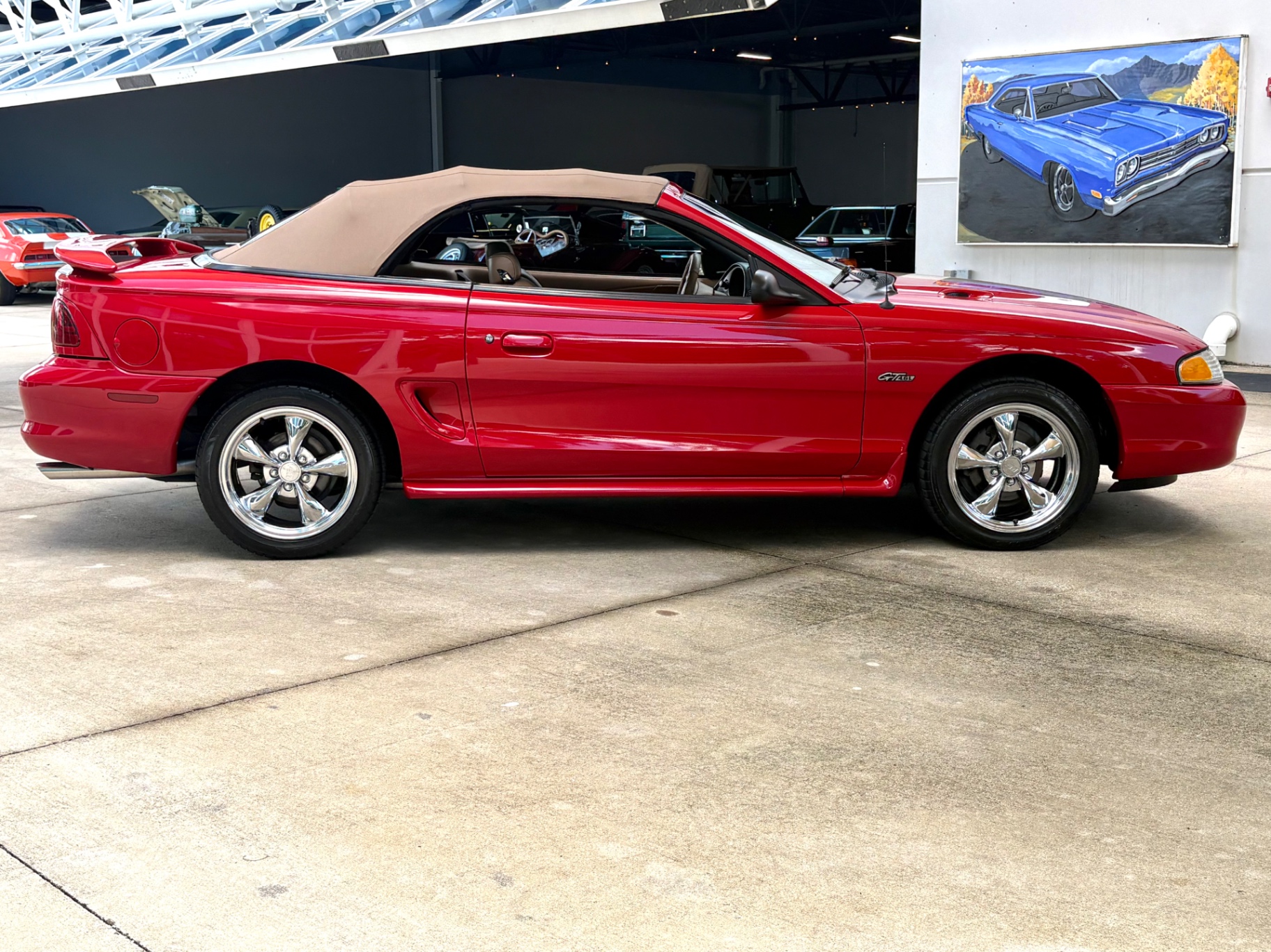 Vehicle photo 22