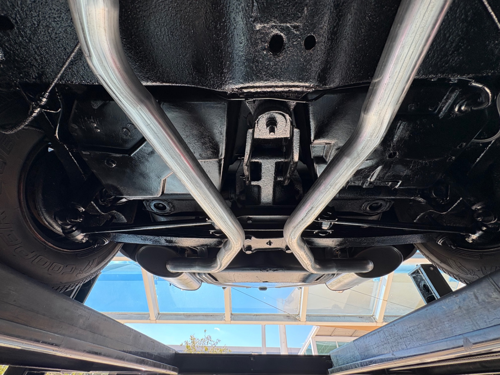 Vehicle photo 68