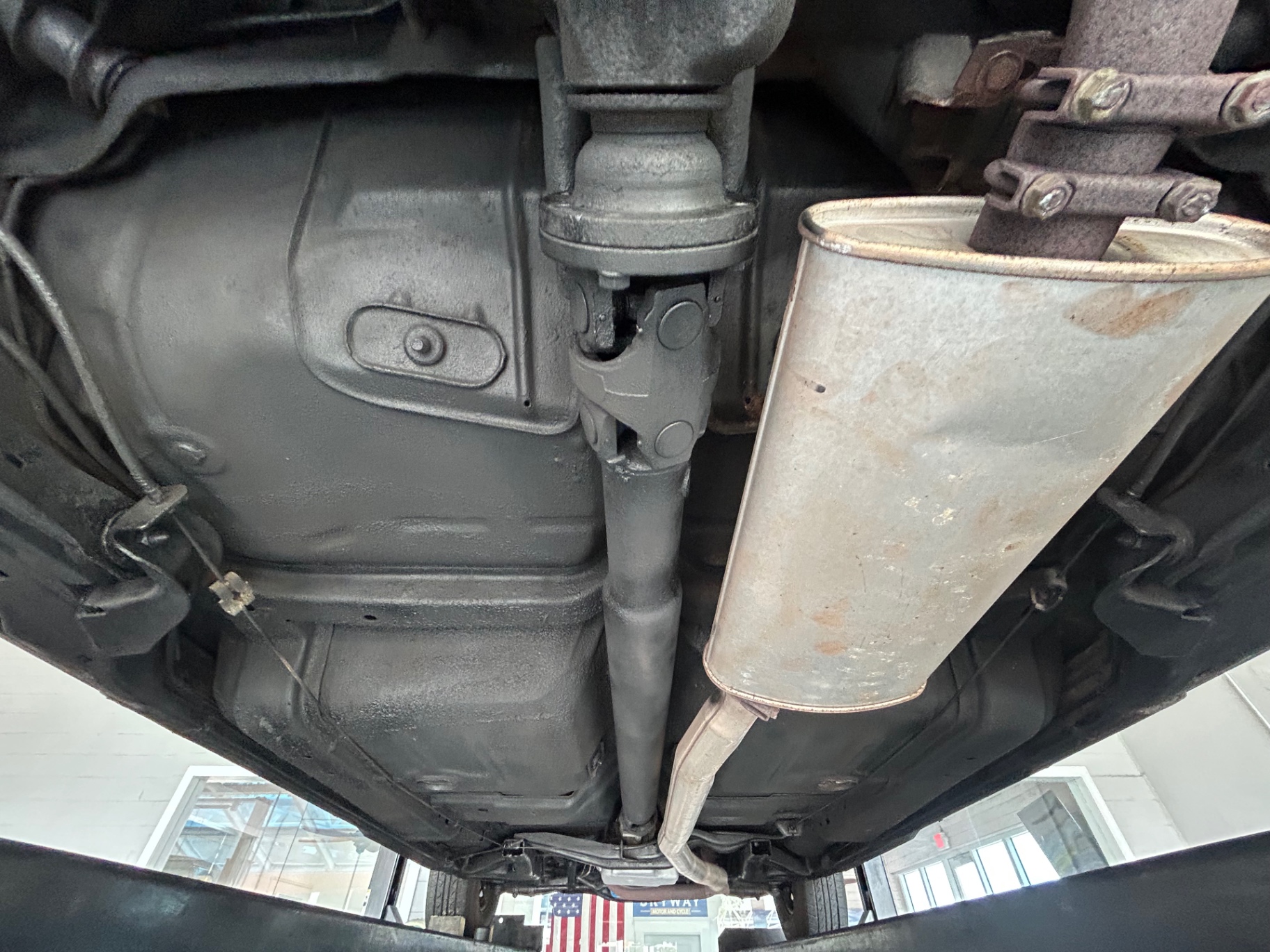 Vehicle photo 45