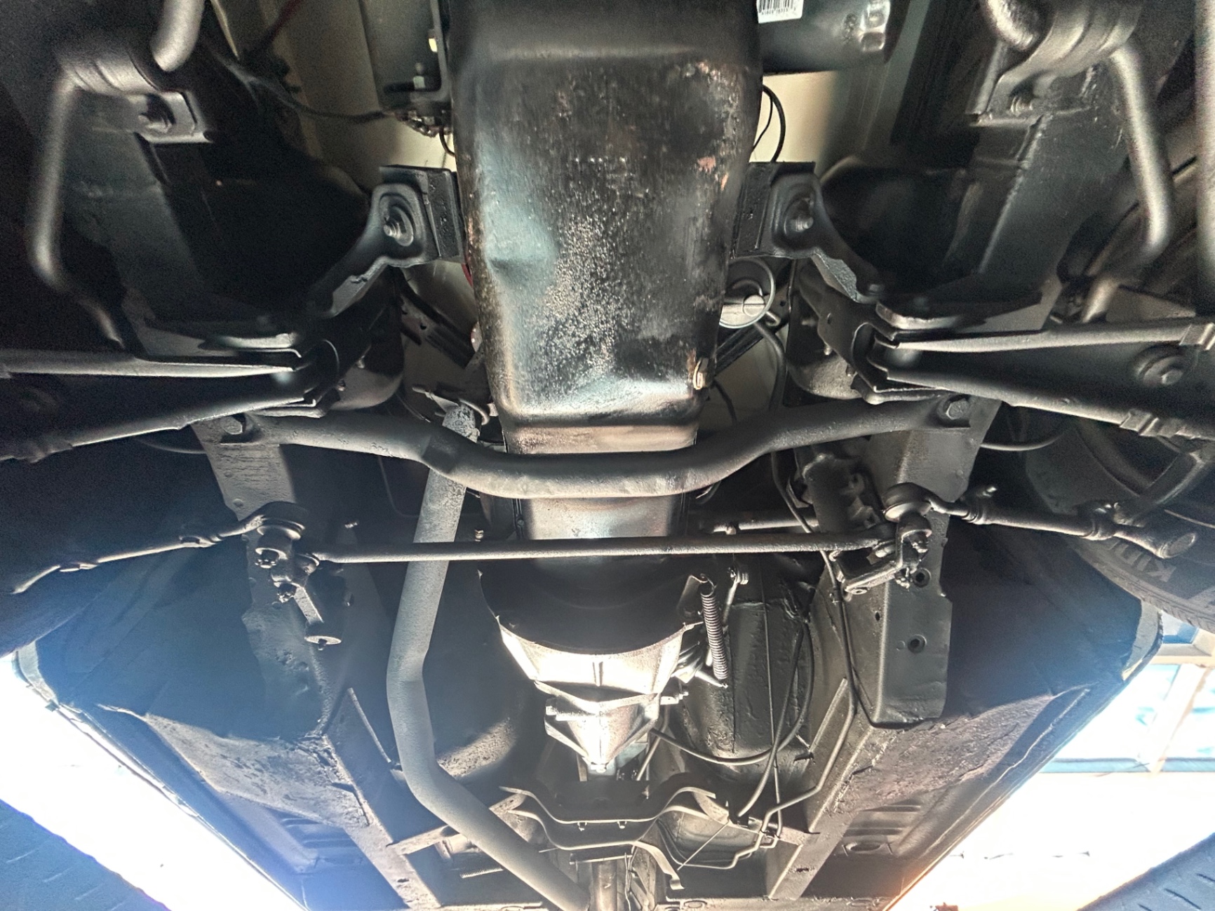 Vehicle photo 39