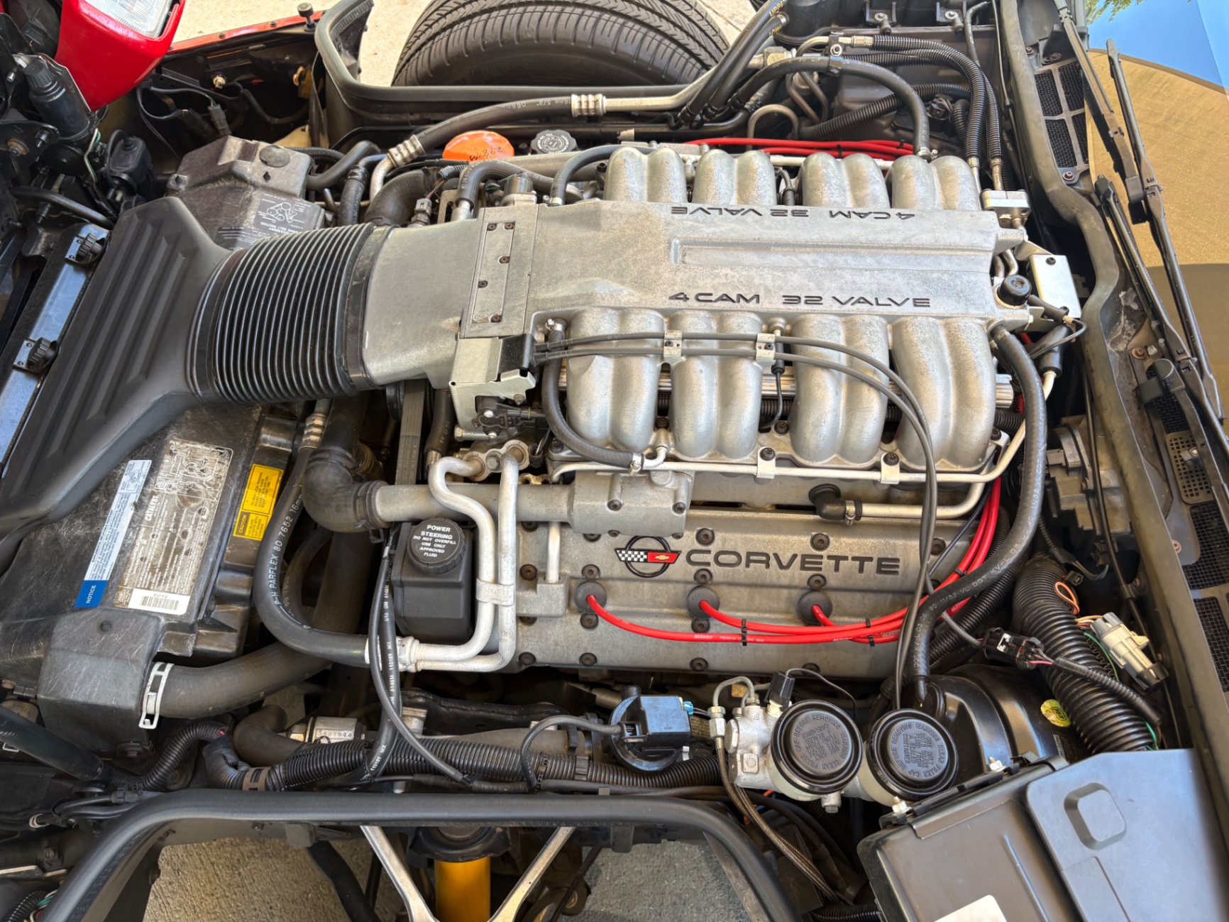 Vehicle photo 30