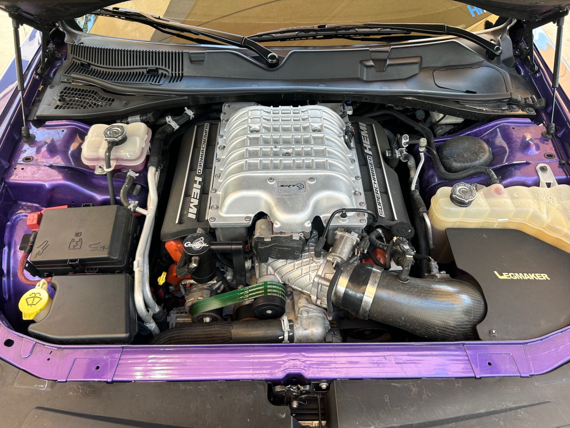 Vehicle photo 18