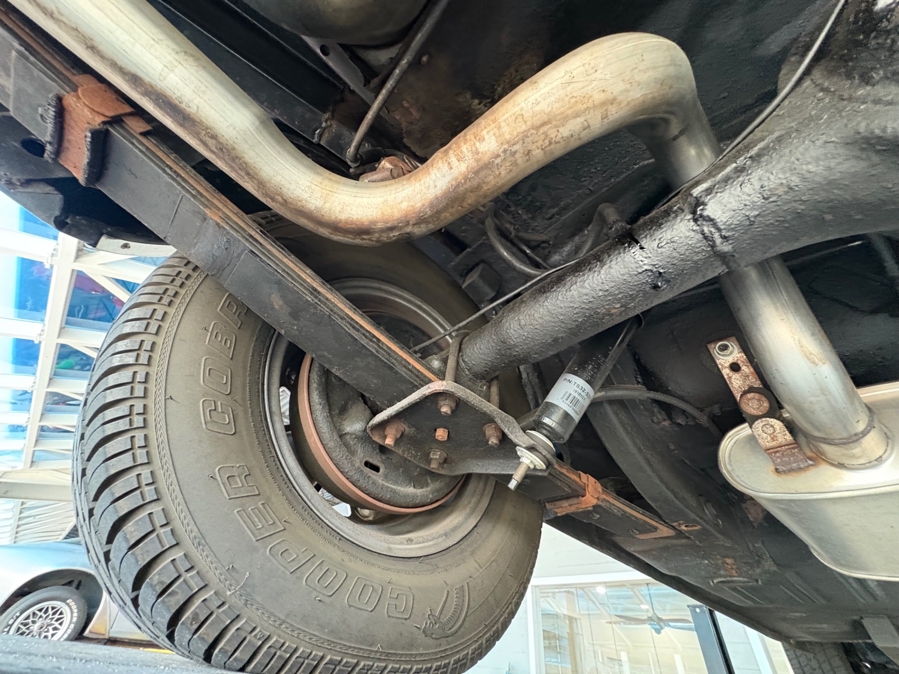 Vehicle photo 47