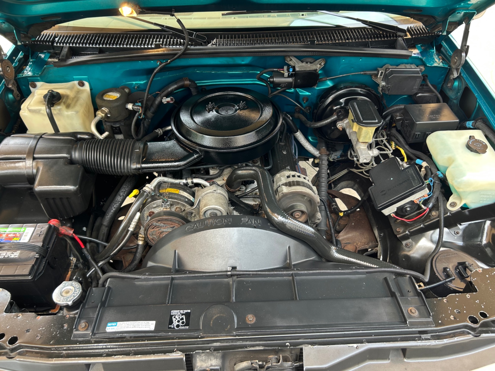 Vehicle photo 25