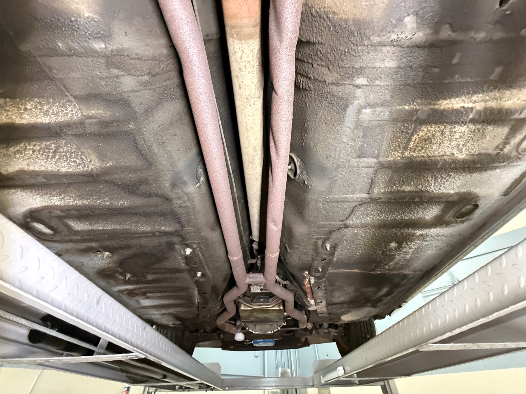 Vehicle photo 42
