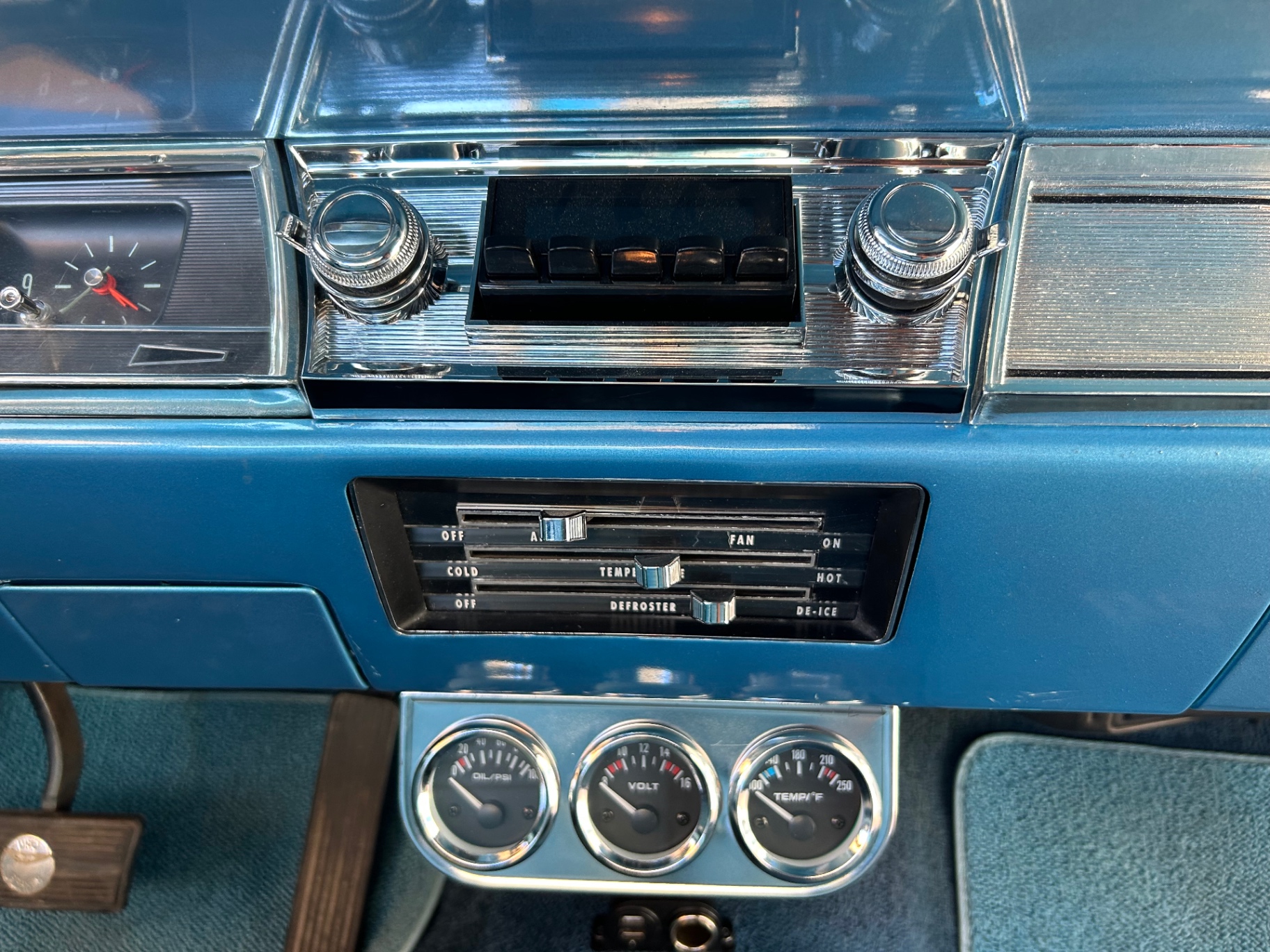 Vehicle photo 39