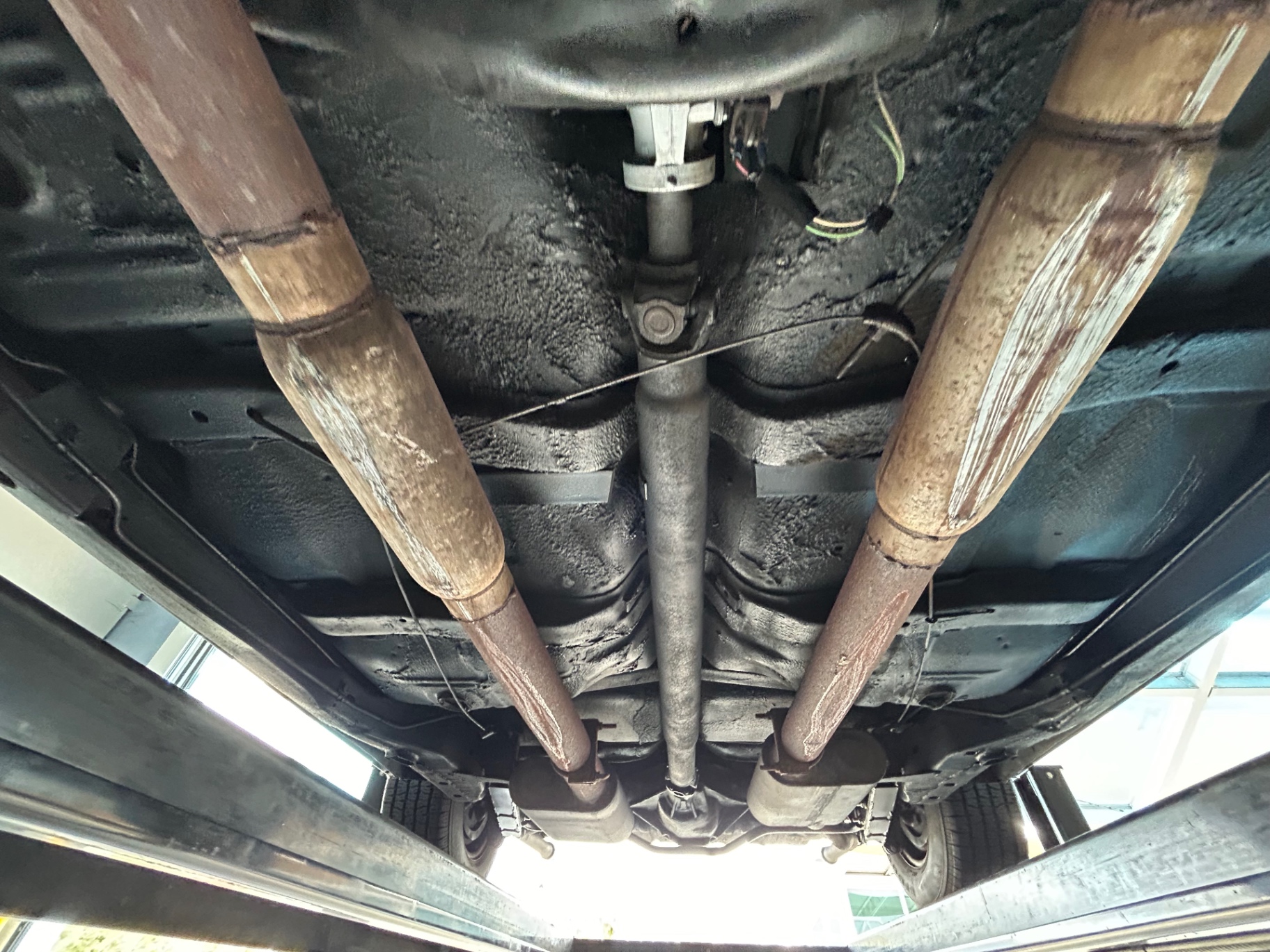 Vehicle photo 40