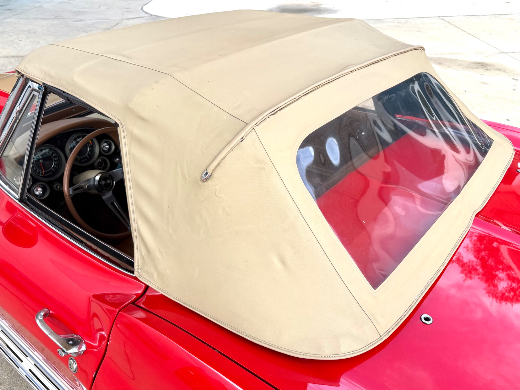 Vehicle photo 25