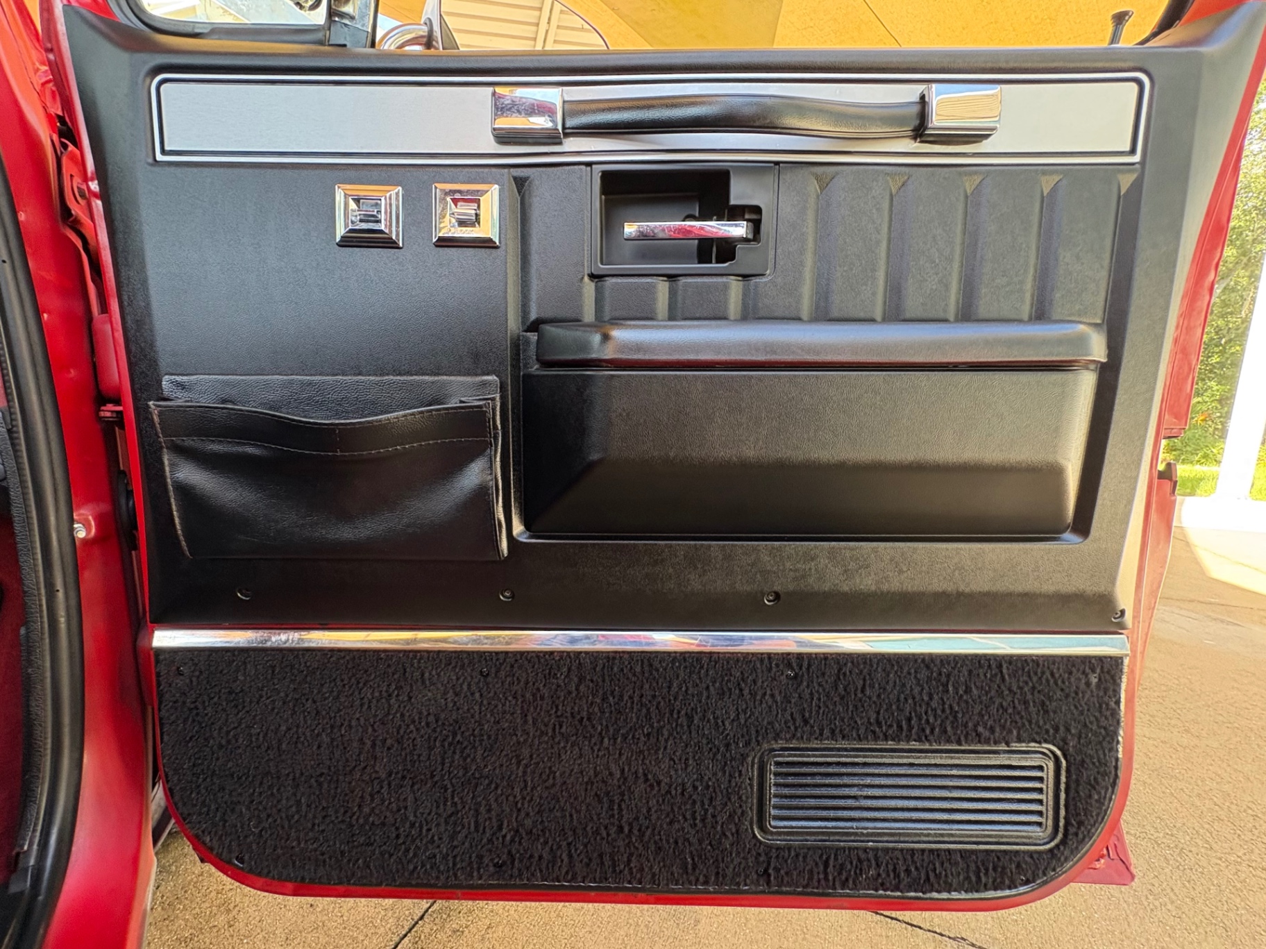 Vehicle photo 39