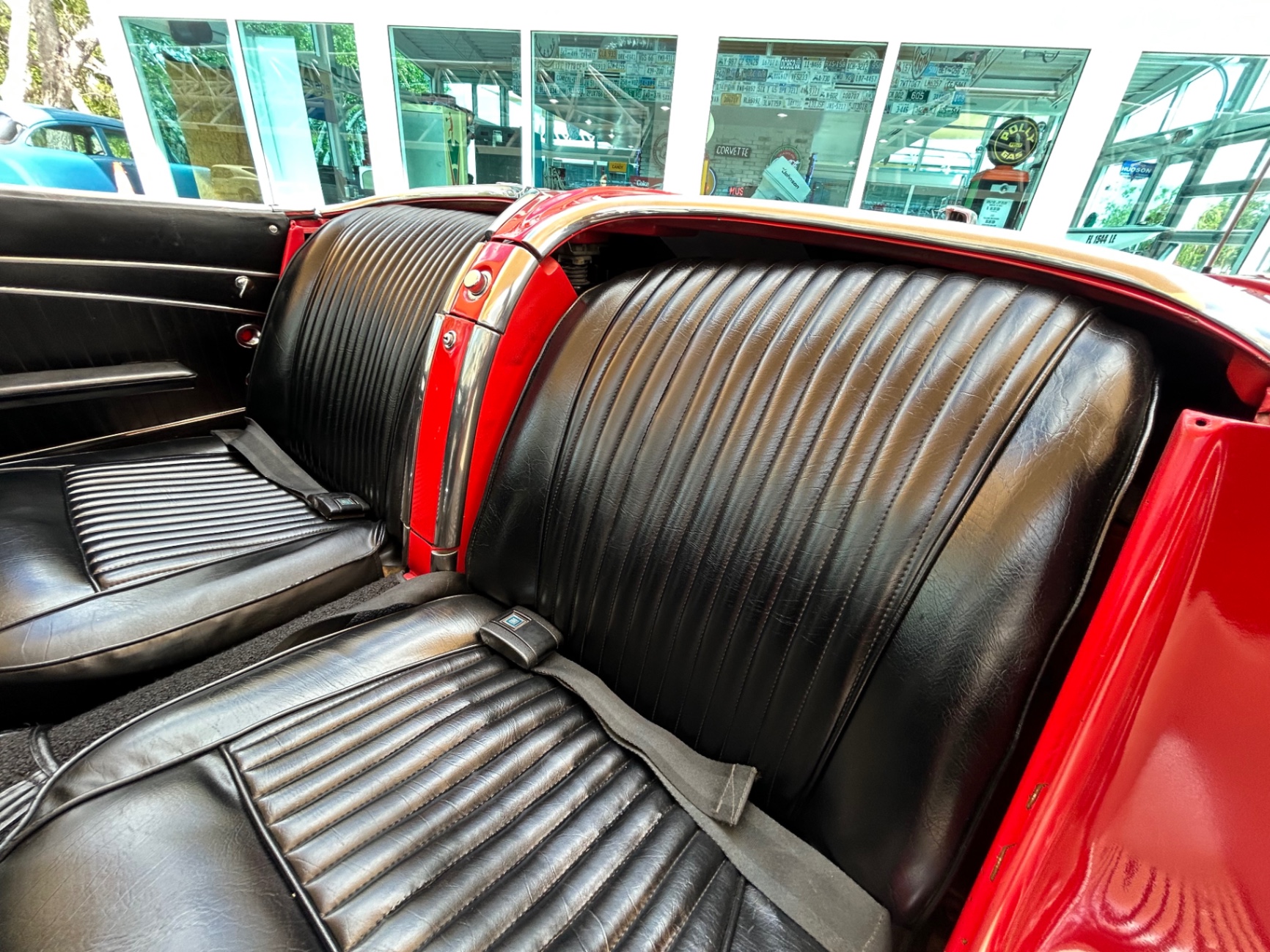 Vehicle photo 39