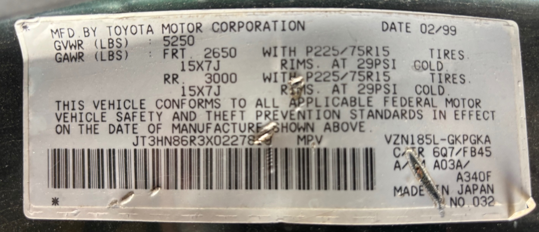 Vehicle photo 12