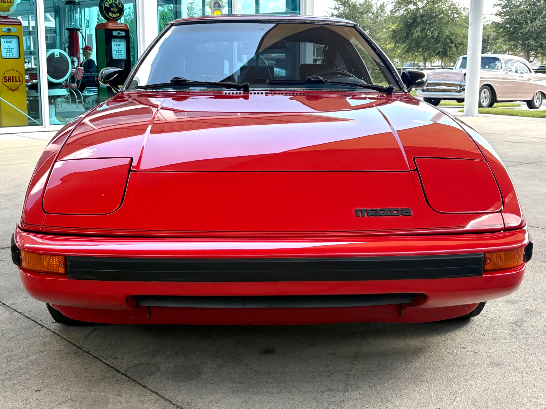 Vehicle photo 2