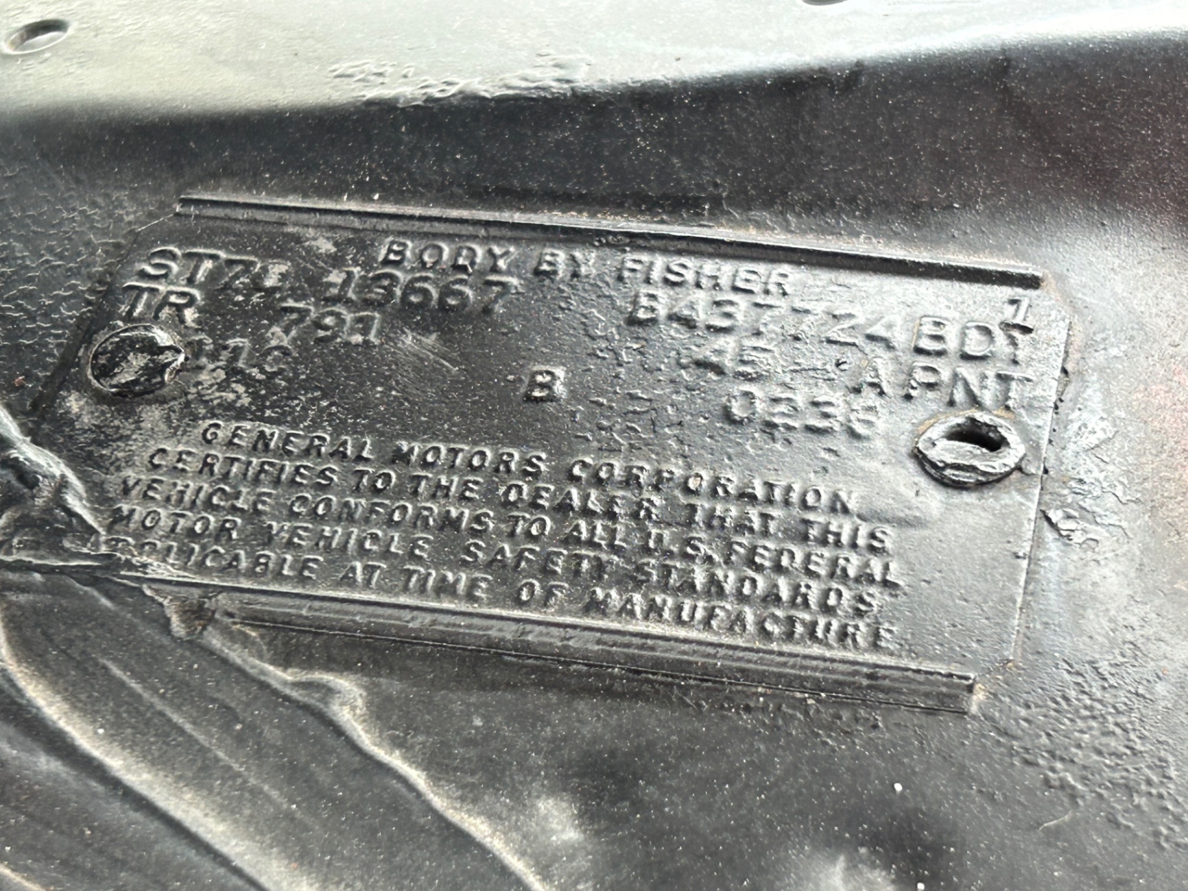 Vehicle photo 21